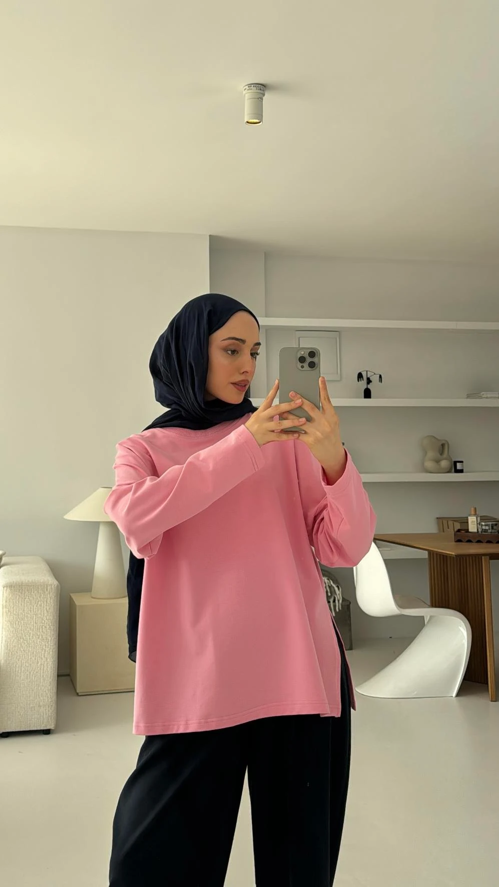 Yırtmaç Detaylı Sweatshirt Pembe