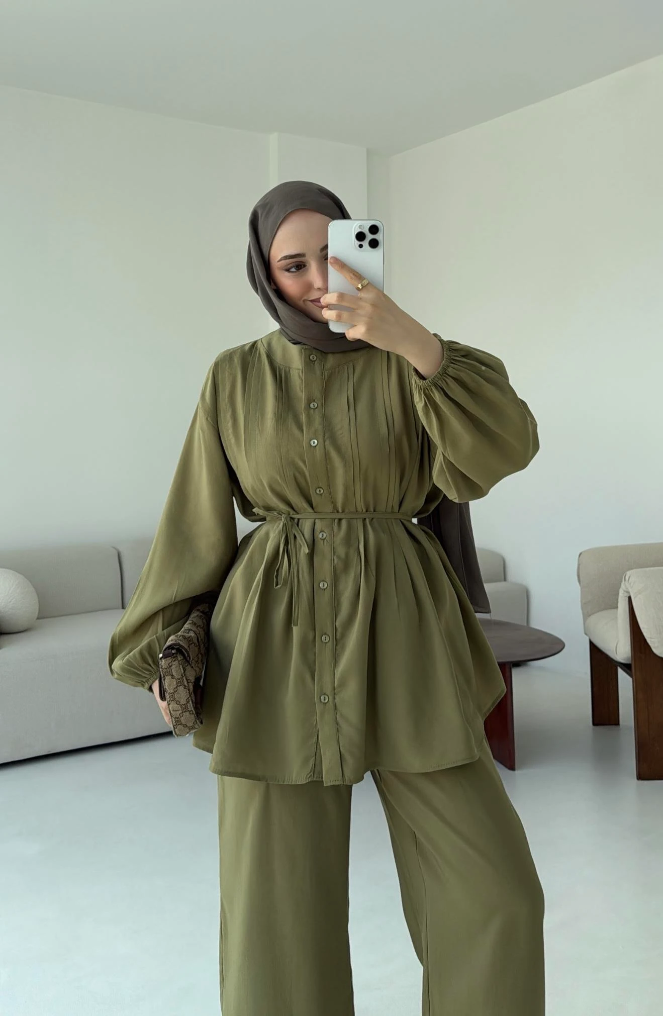 Gömlekli Nervürlü Takım Olive