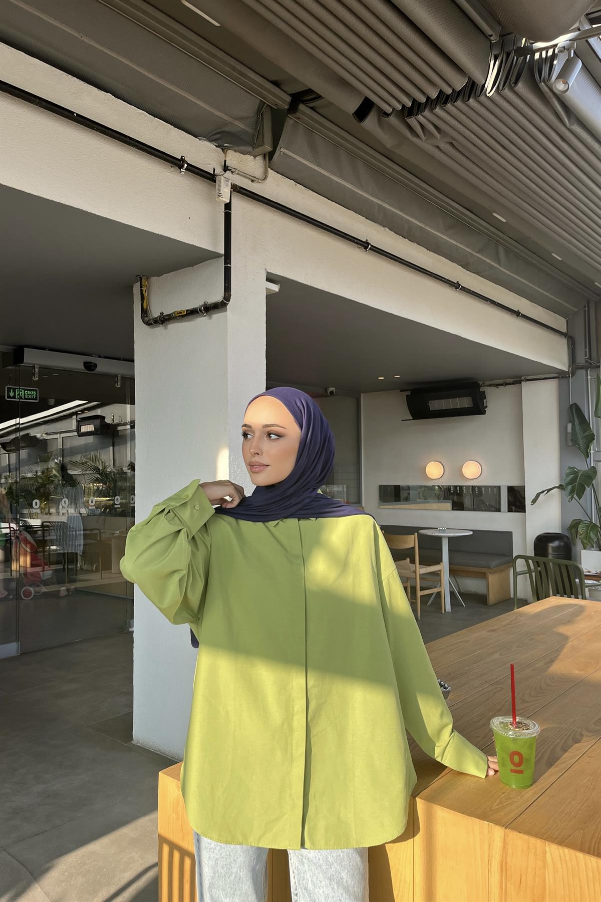 Basıc Yeşil  Gömlek