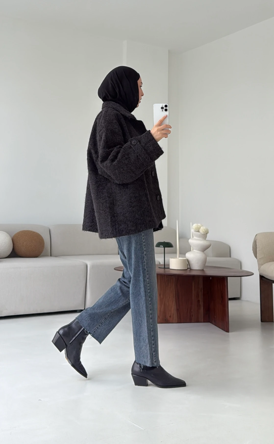 Boucle Yaka Detay Kaban Siyah