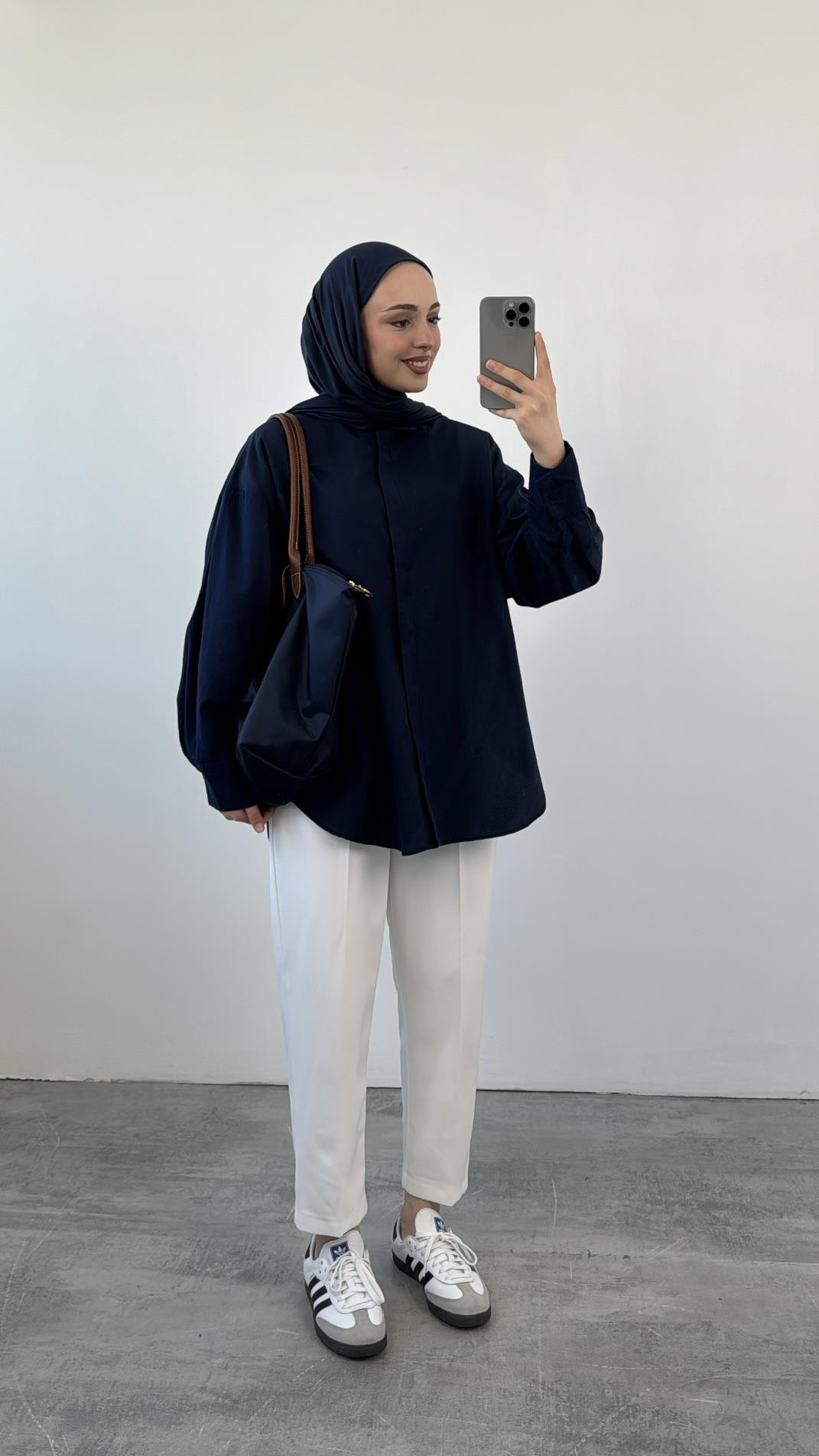 Basic Lacivert Gömlek