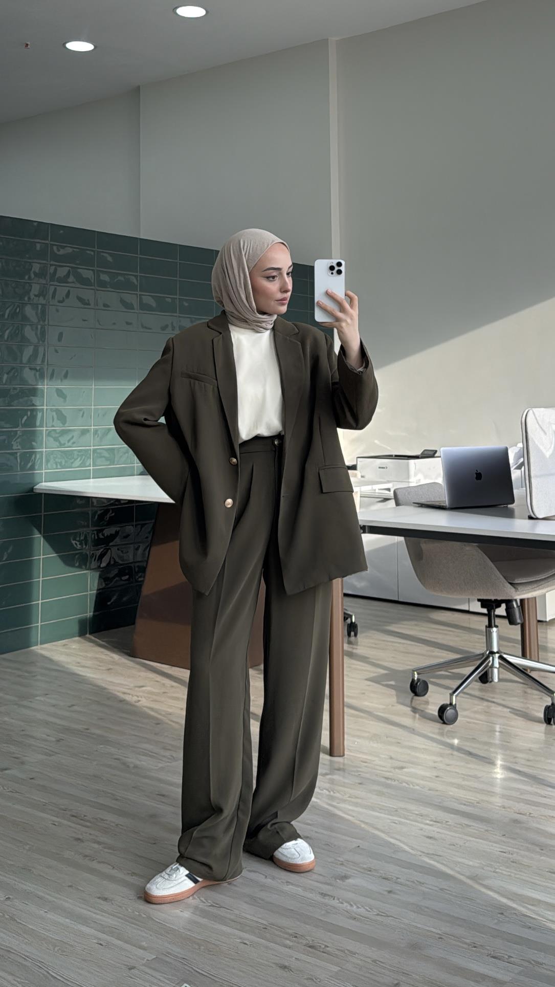 Özel Seri Premium Ceketli Takım Yeşil