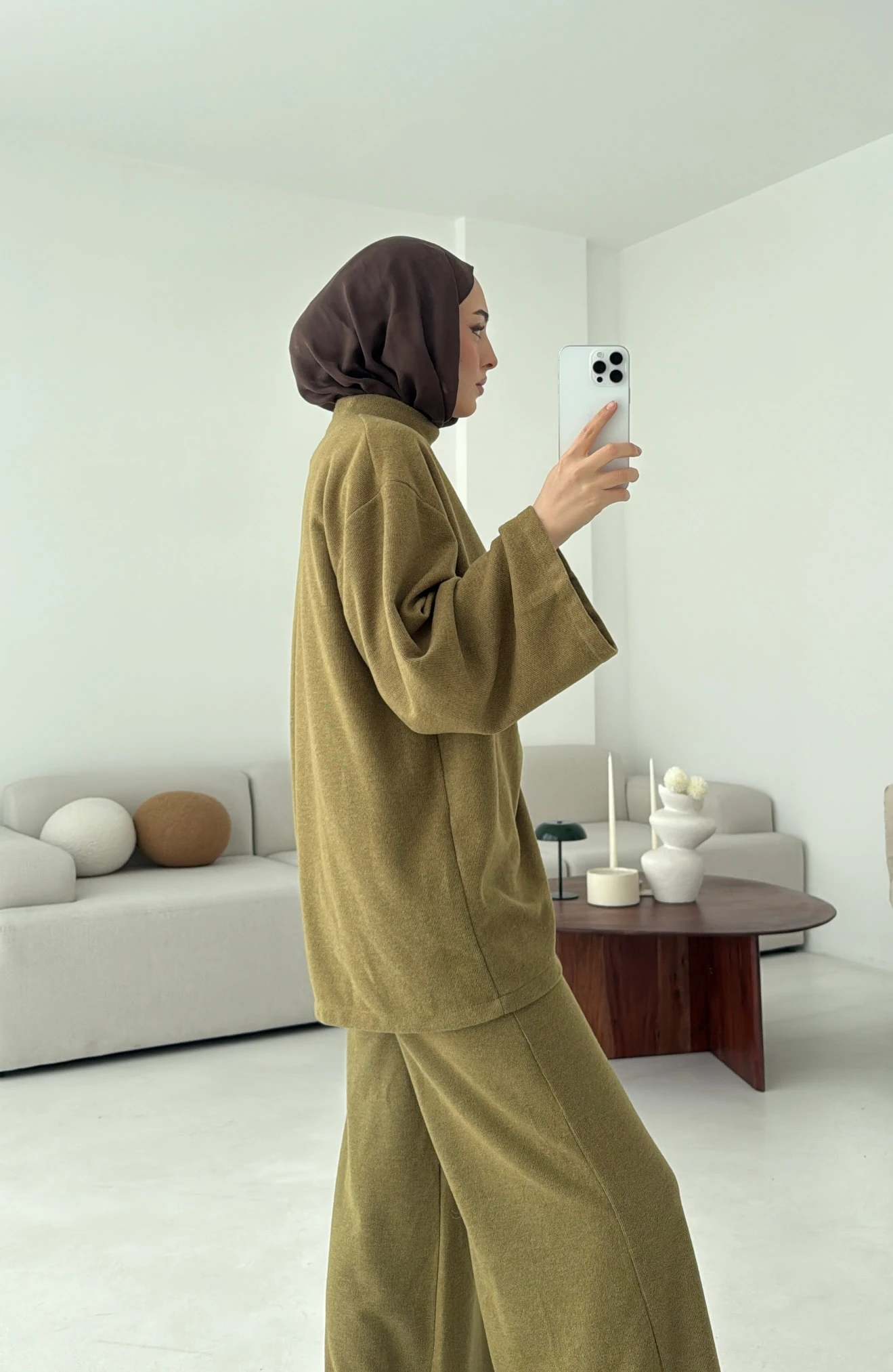 Bluzu Yandan Biyeli Takım  Yağ yeşili