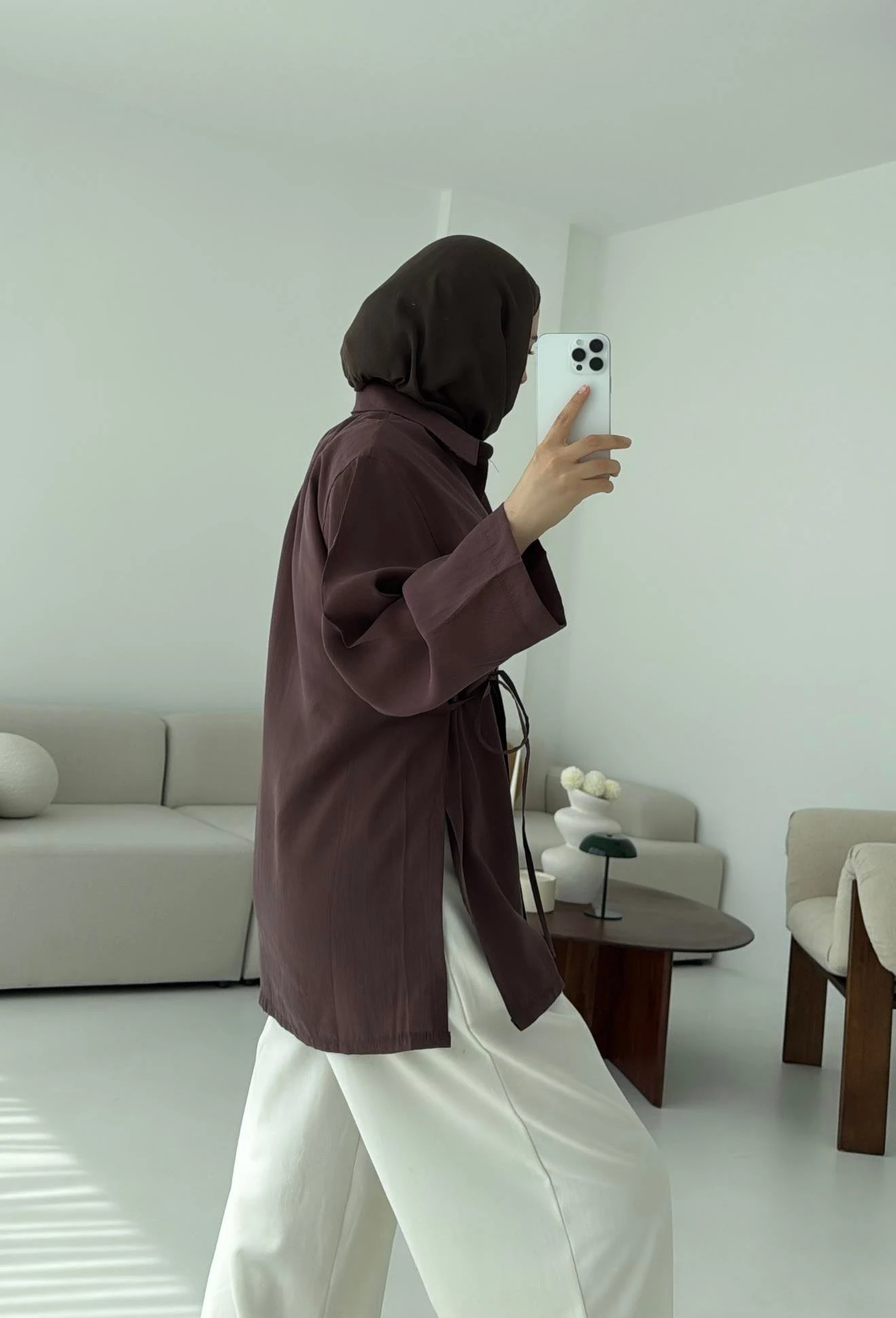 Yanı Yırtmaçlı Gömlek Kahve