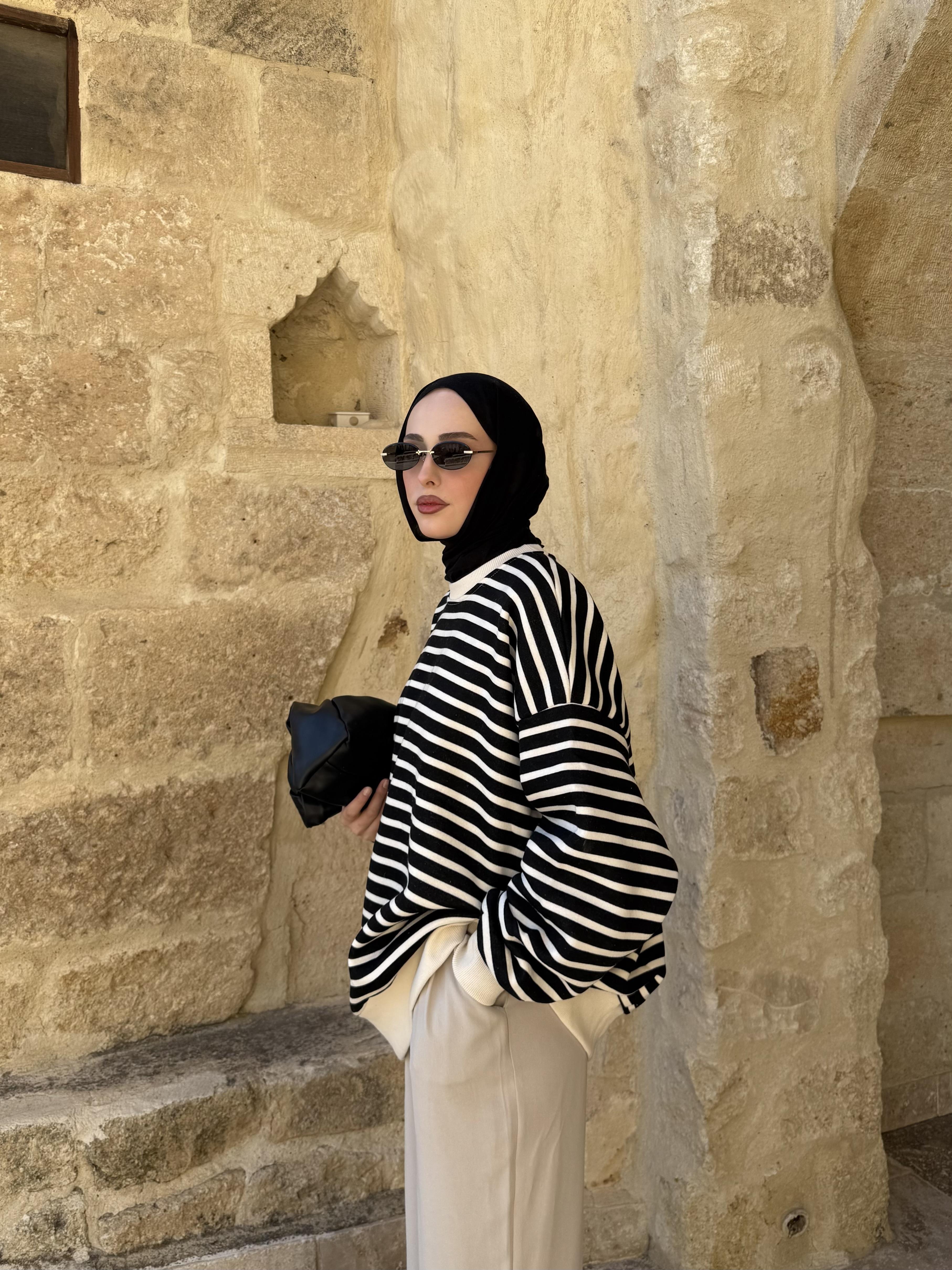 Çizgili Oversize Sweatshirt Ekru