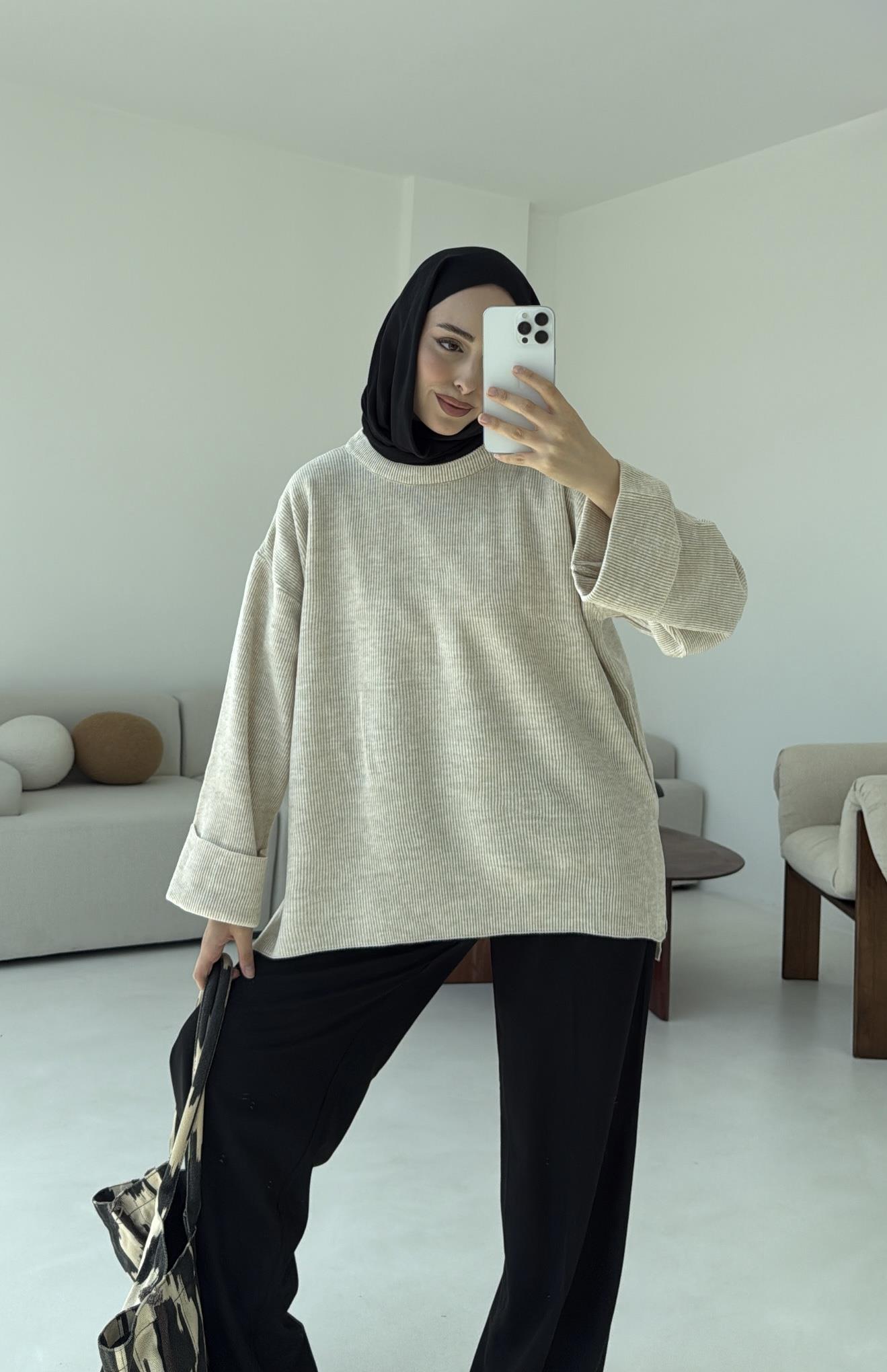 Yanı Yırtmaçlı Triko Kazak Bej