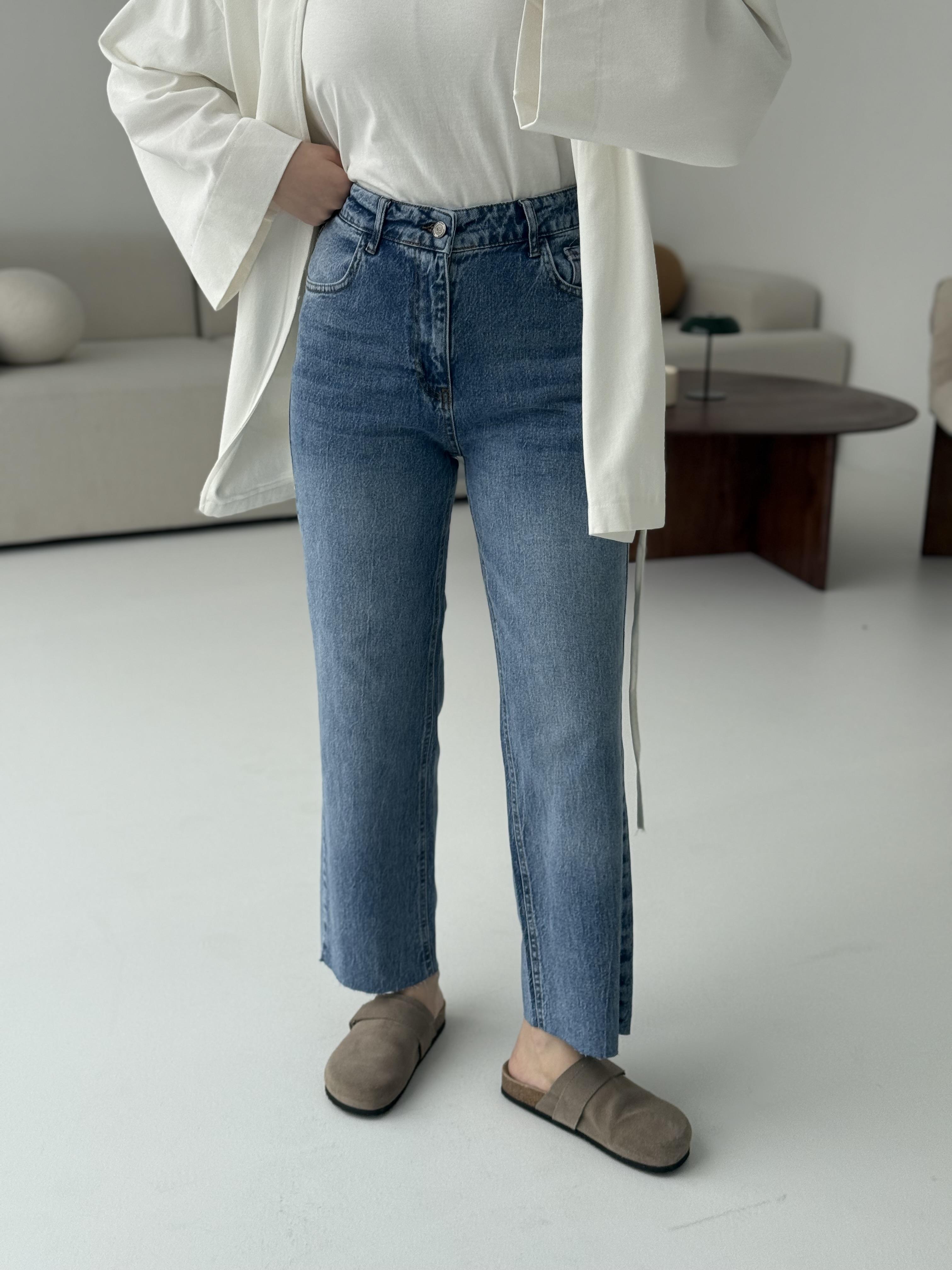 Premium Paçası Kesik Jean R12