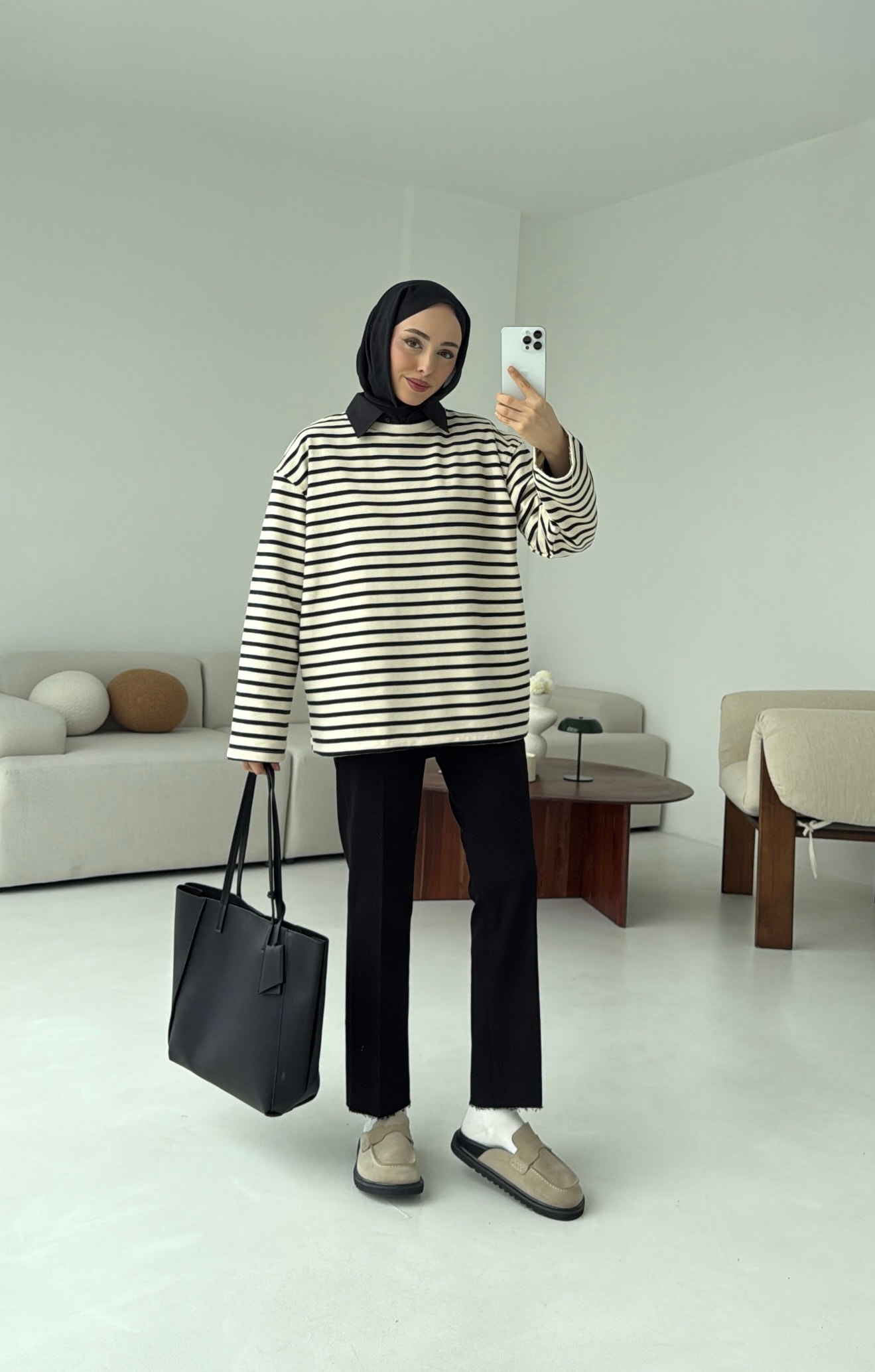 Siyah Çizgili Sweat
