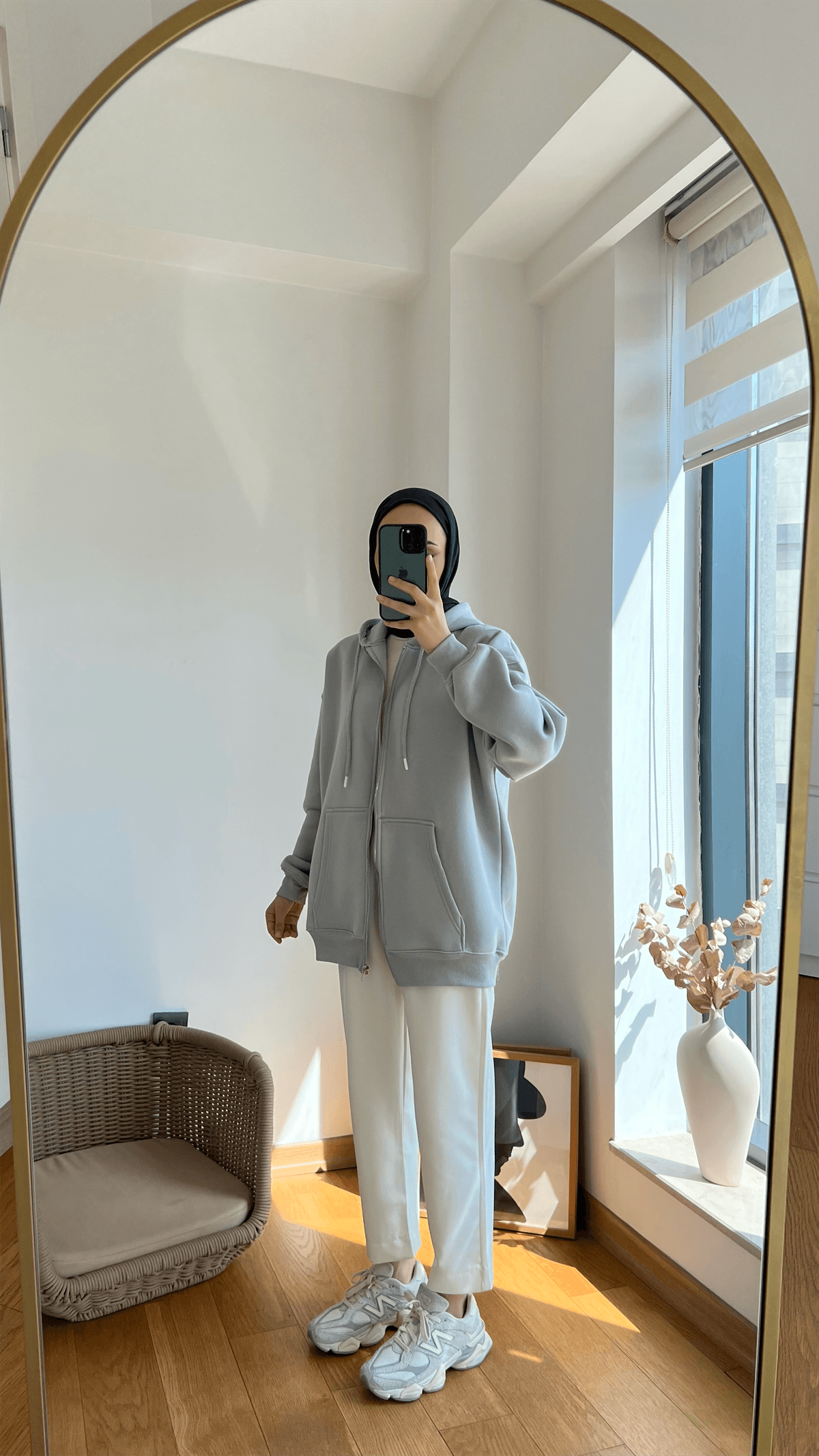 Şardonlu Kapüşonlu Sweatshirt Gri