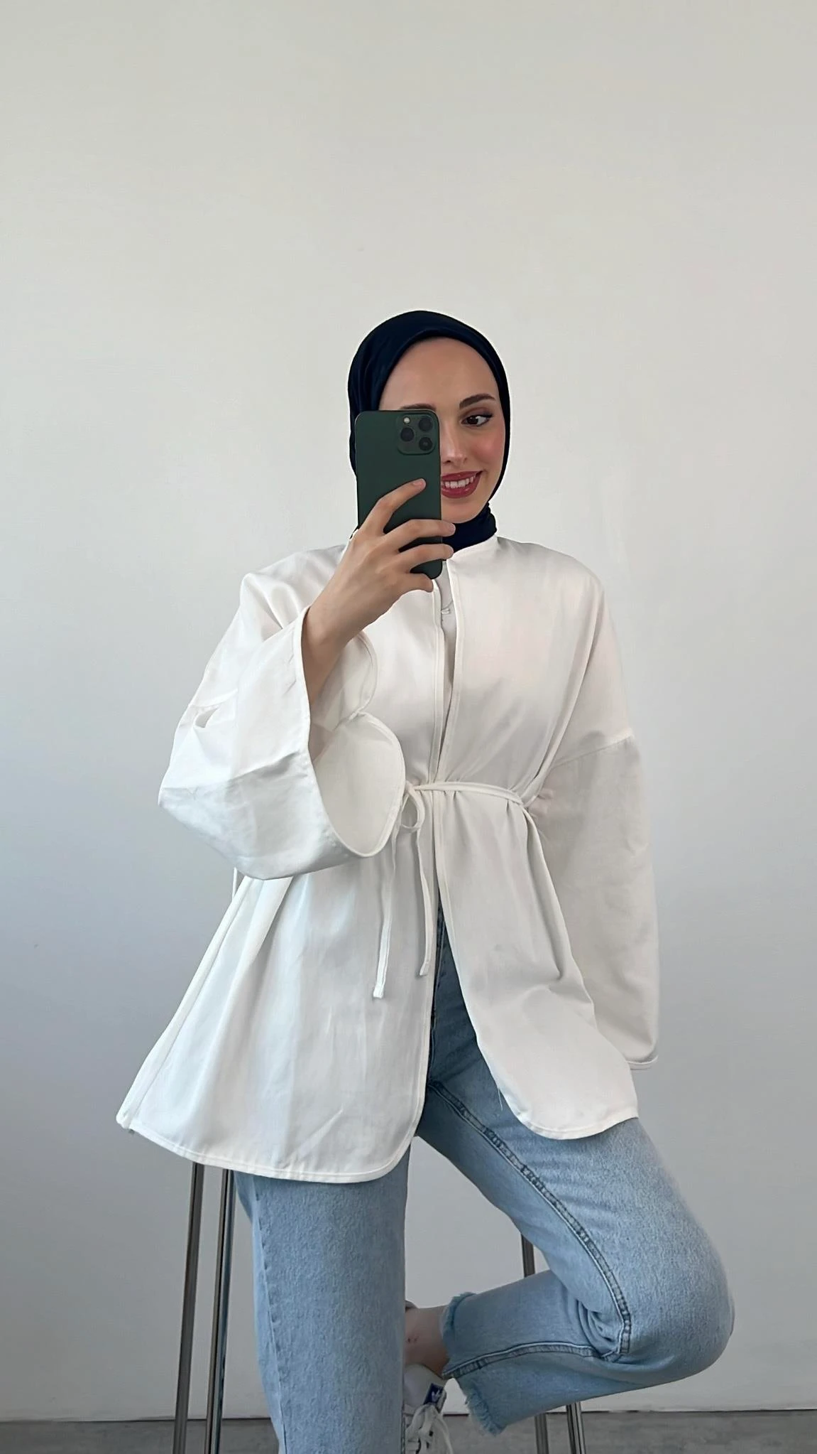 Seyyar Kemerli Kimono Beyaz