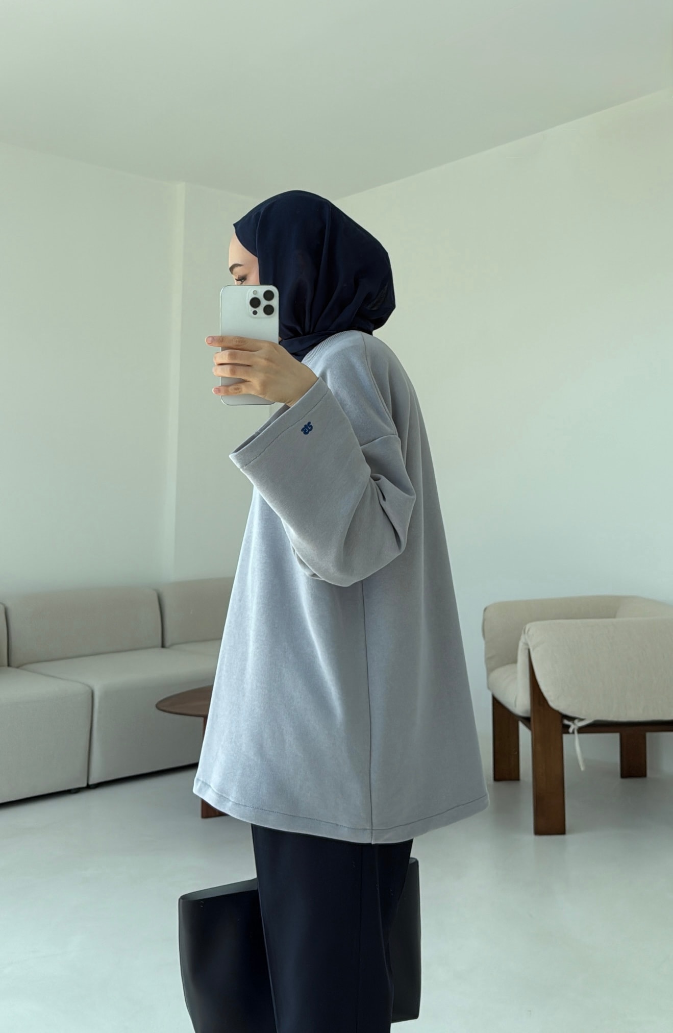 Nakışlı Oversize Sweatshirt Gri