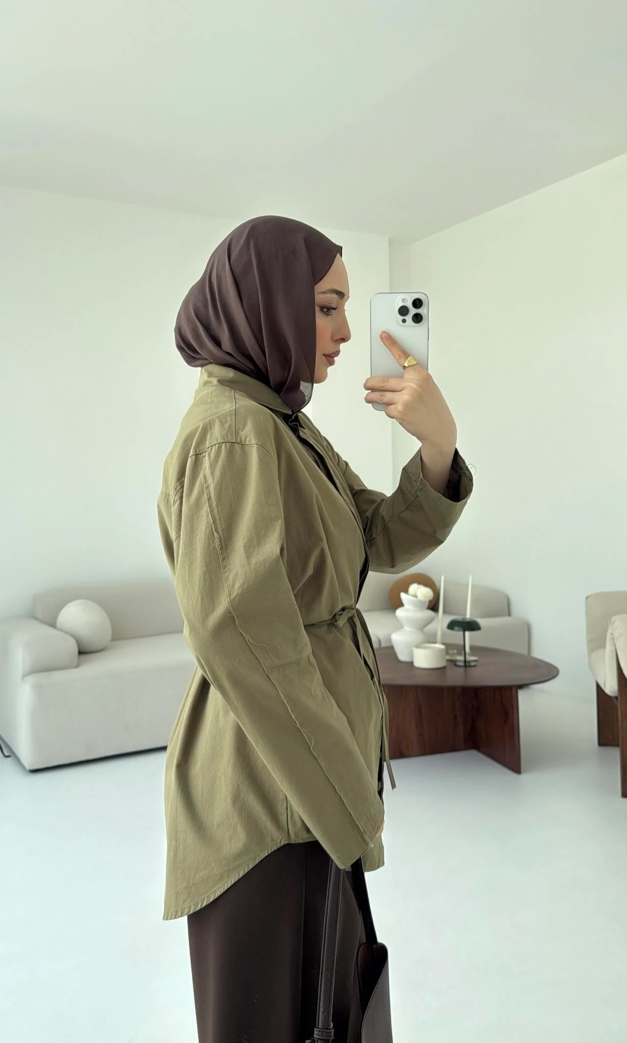 Kolları Pis Dikiş Kemerli Gömlek Haki