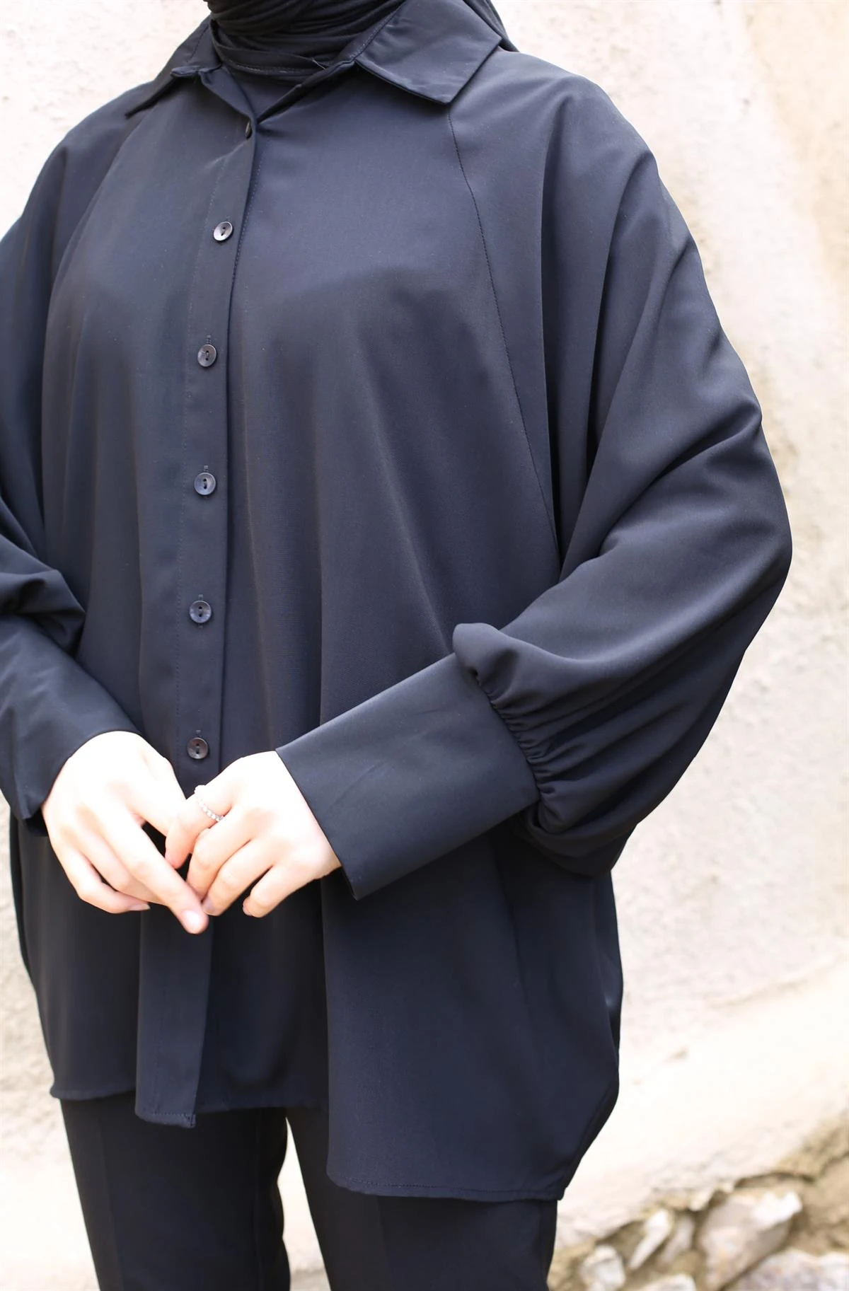 Yarasa Kol Siyah Tunik Gömlek