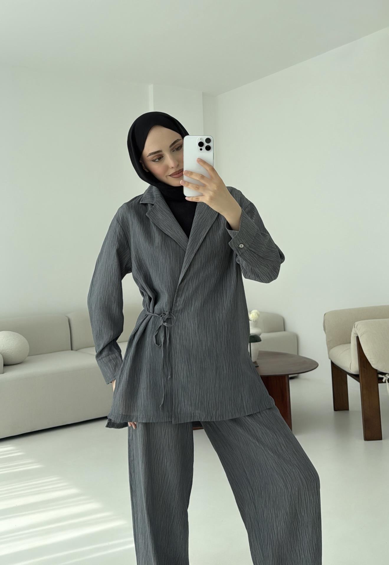 Ağaç Kabugu Desen Takım Gri