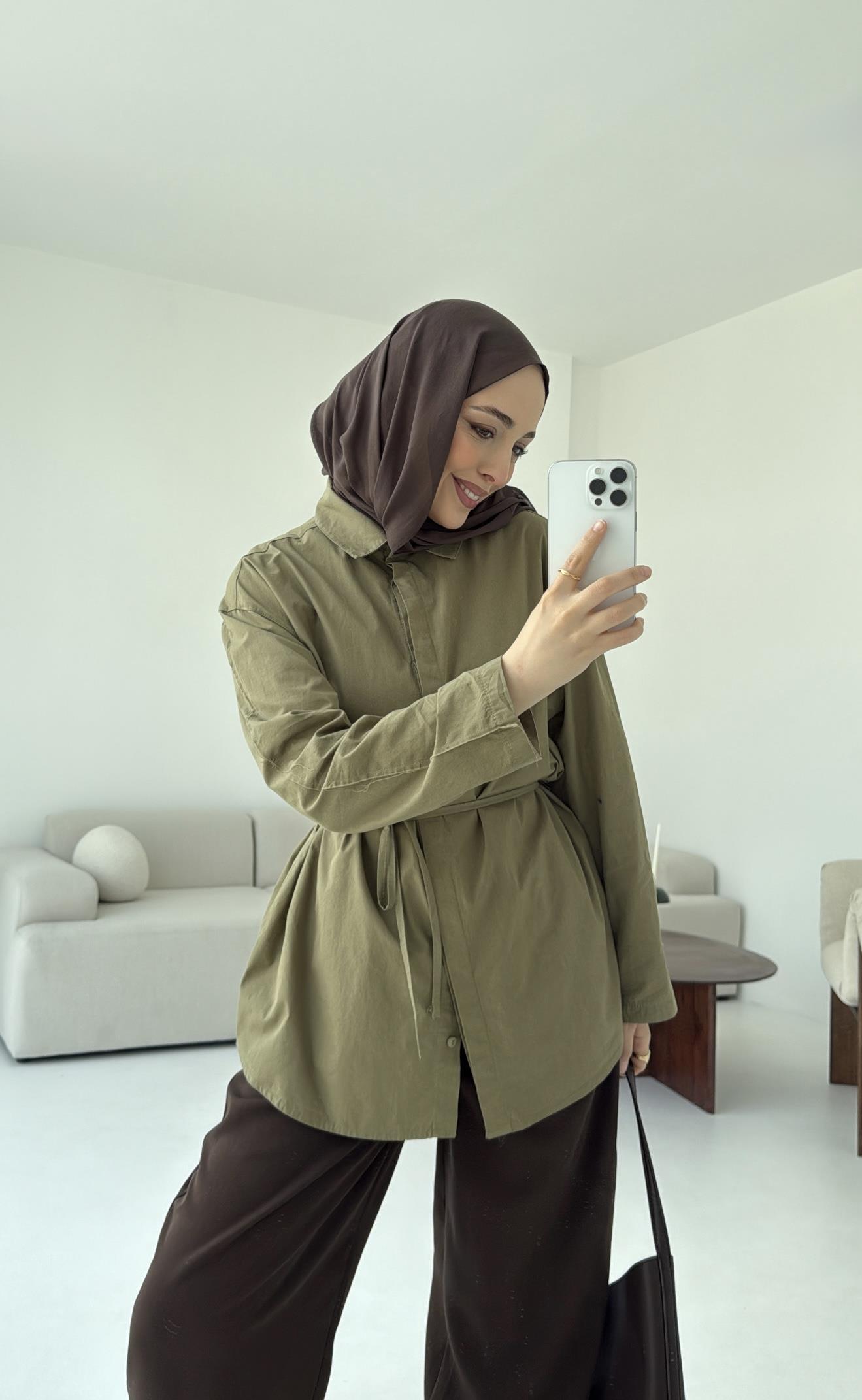 Kolları Pis Dikiş Kemerli Gömlek Haki