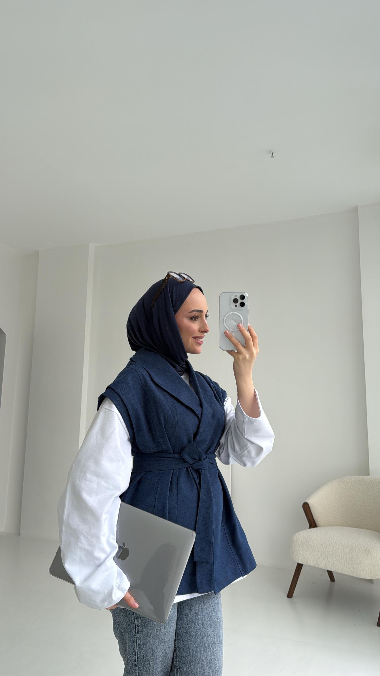 Gabardin Bağlamalı Yelek Lacivert