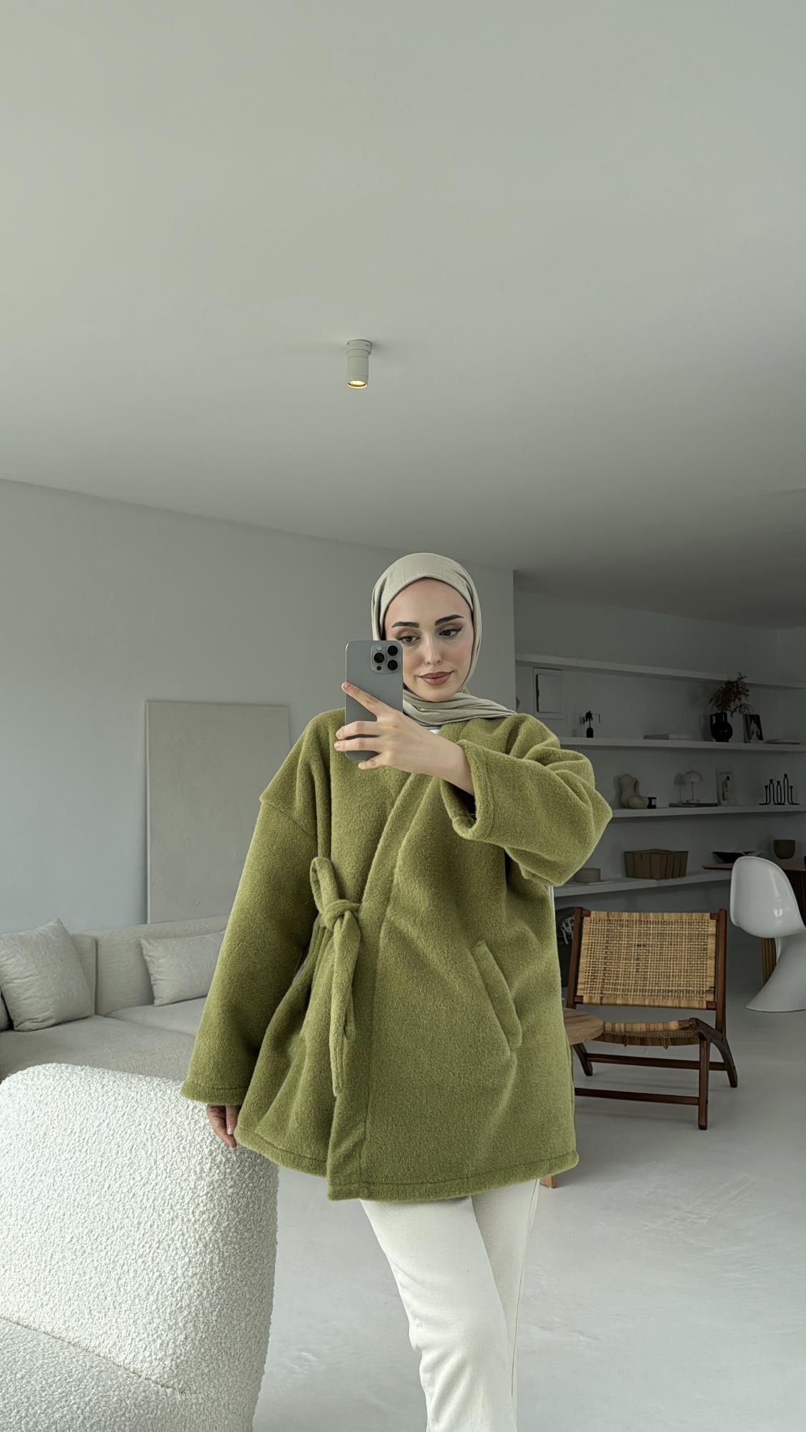 Yandan Bağlamalı Peluş Mont Yeşil