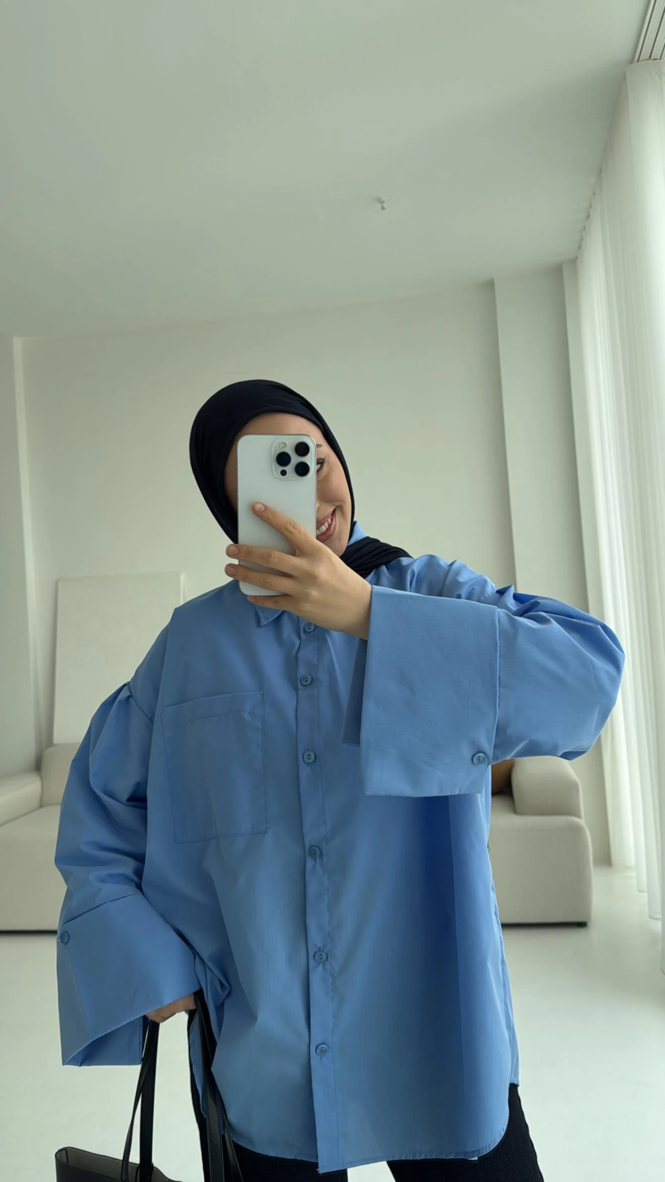 Kalın Manşetli Oversize Mavi Gömlek