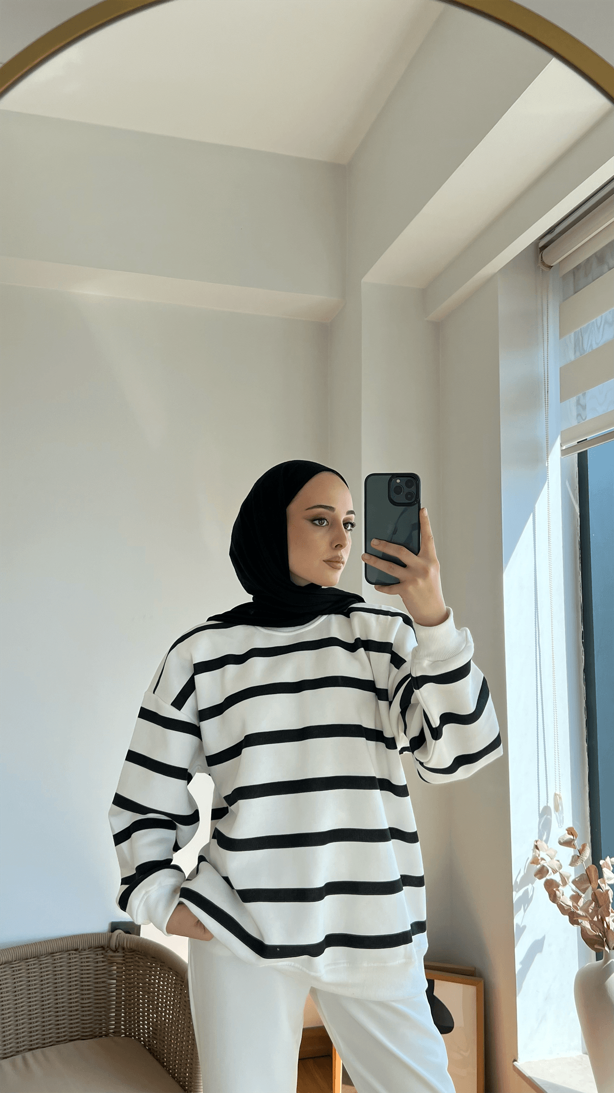 Çizgili Şardonlu Sweatshirt Siyah