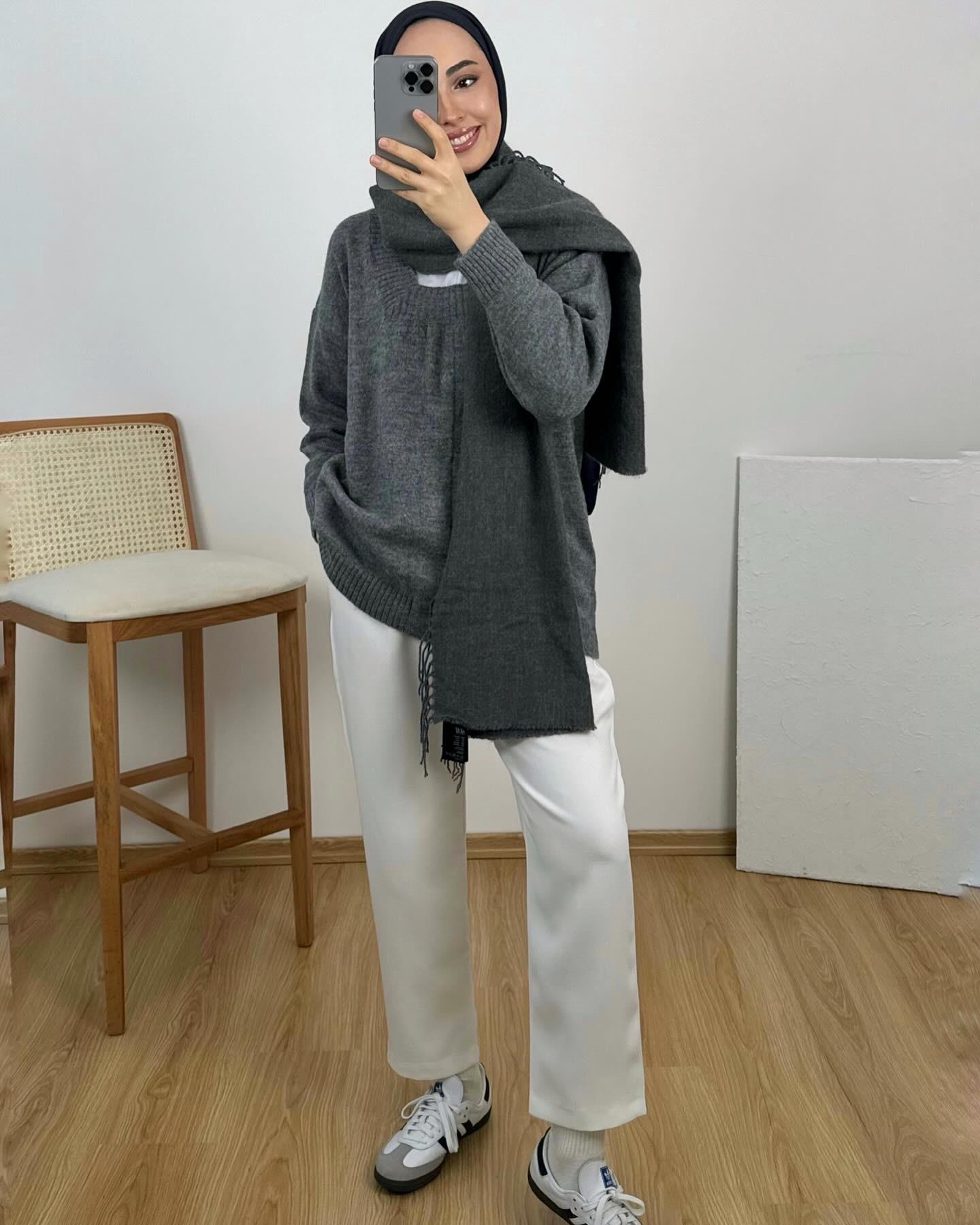 Geniş Yaka Triko Kazak Gri