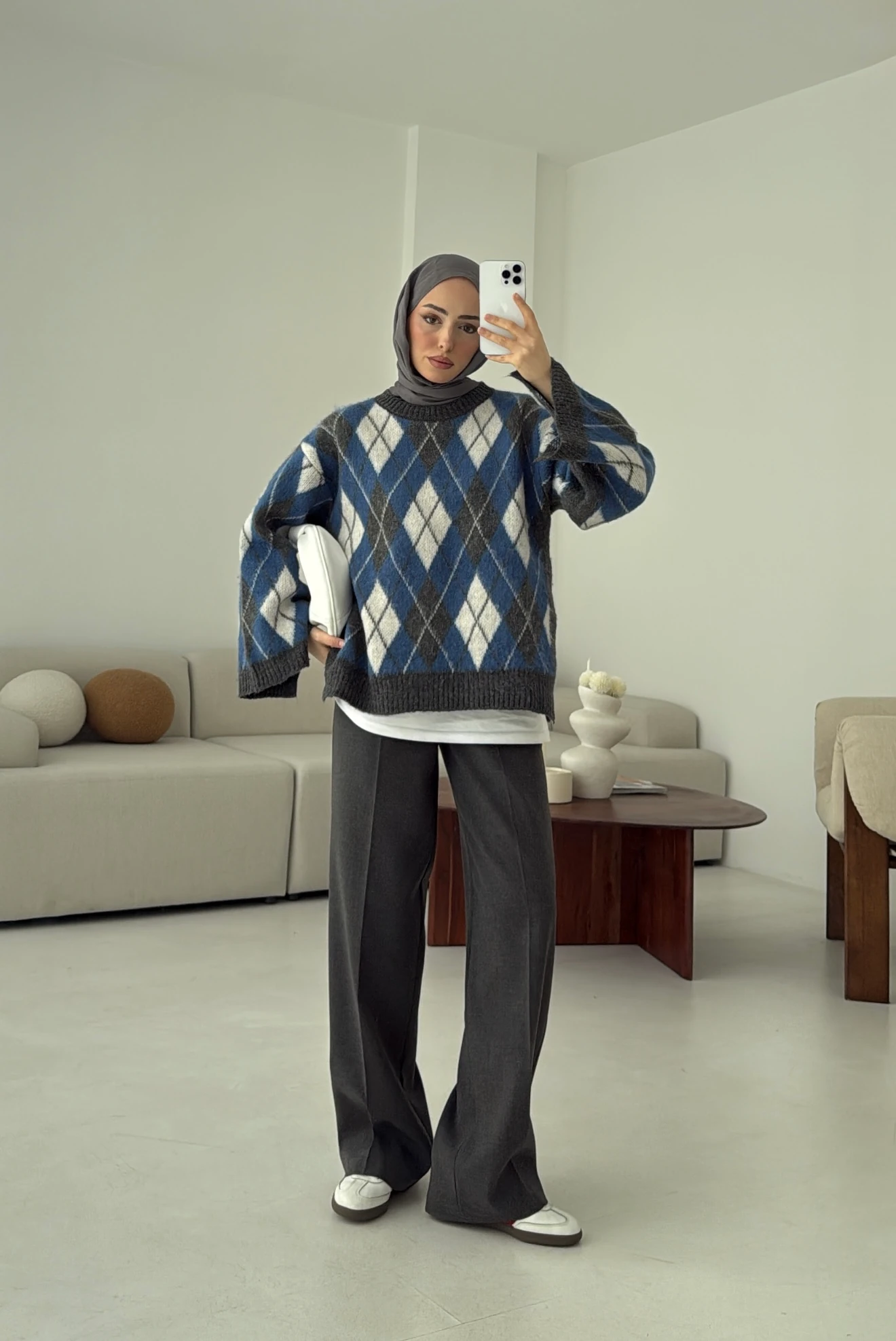 Kolu Yırtmaç Detay Tasarım Kazak Mavi