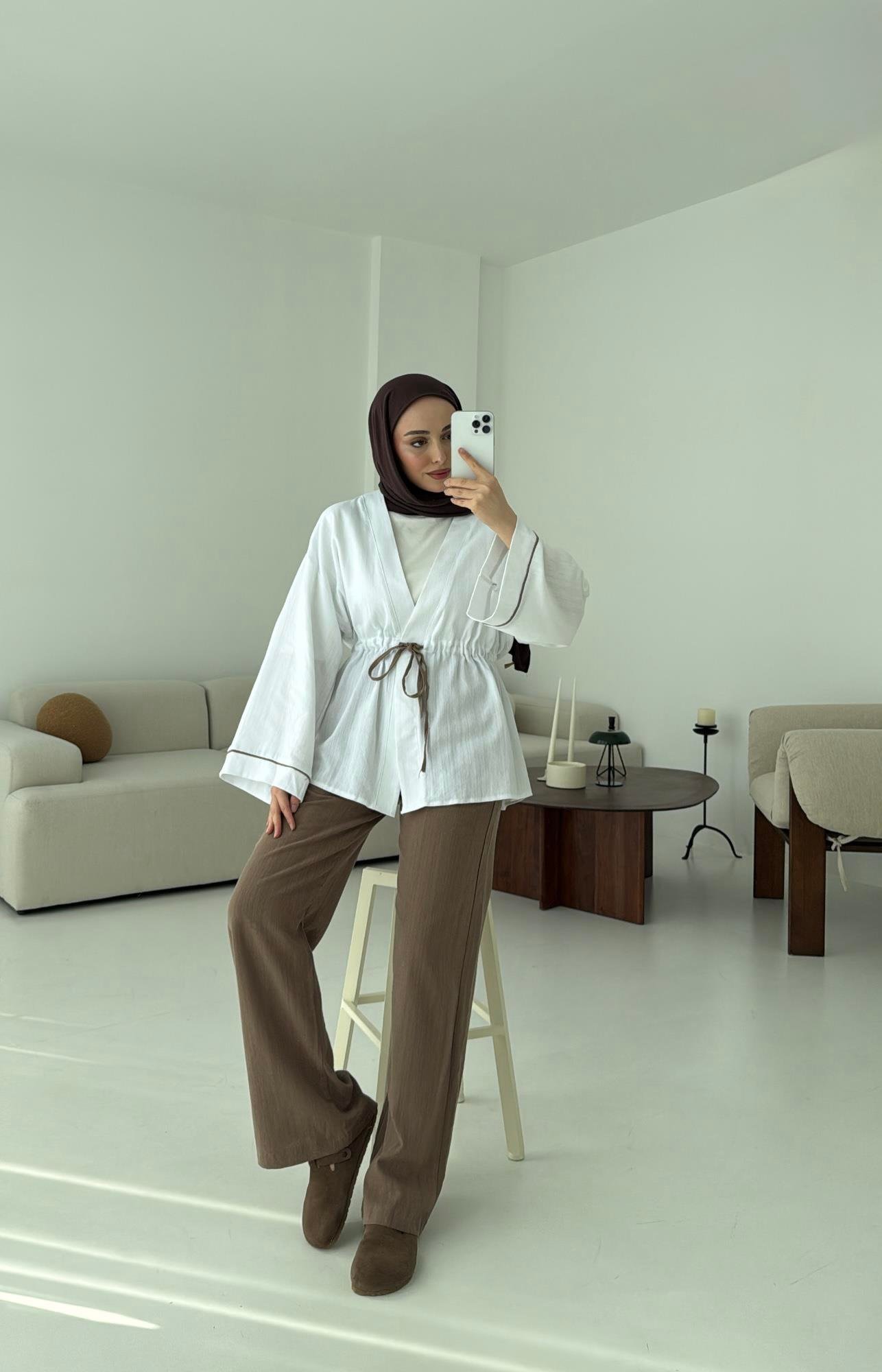 Beyaz Bağlamalı Kimono