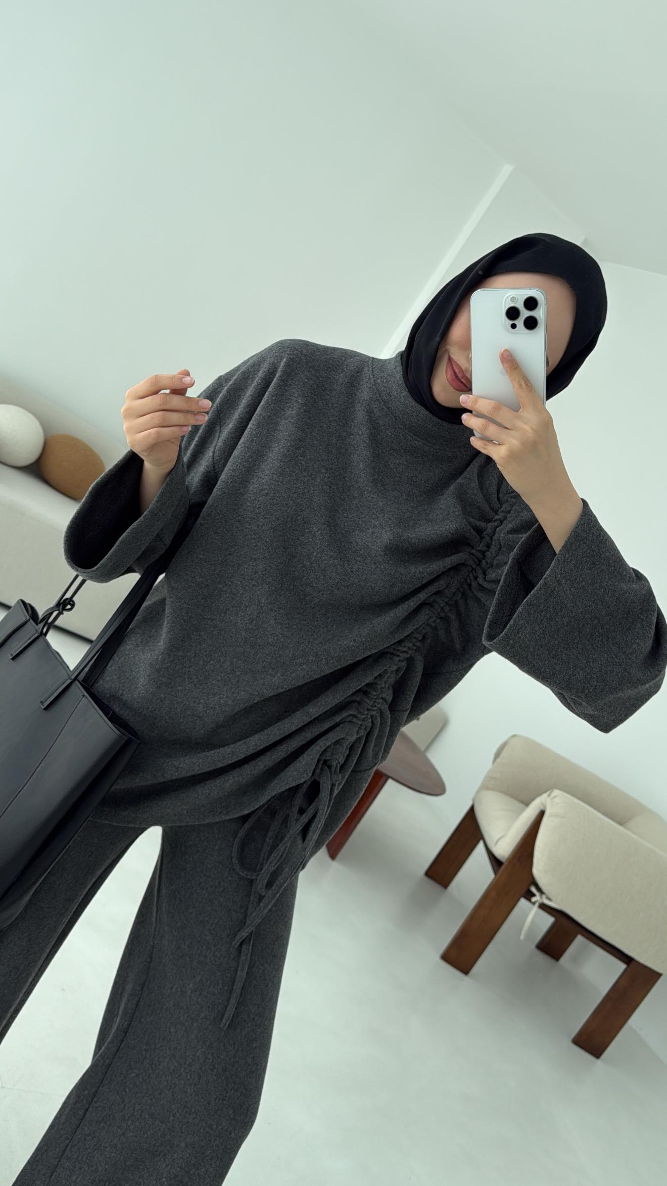 Bluzu Yandan Biyeli Takım Antrasit