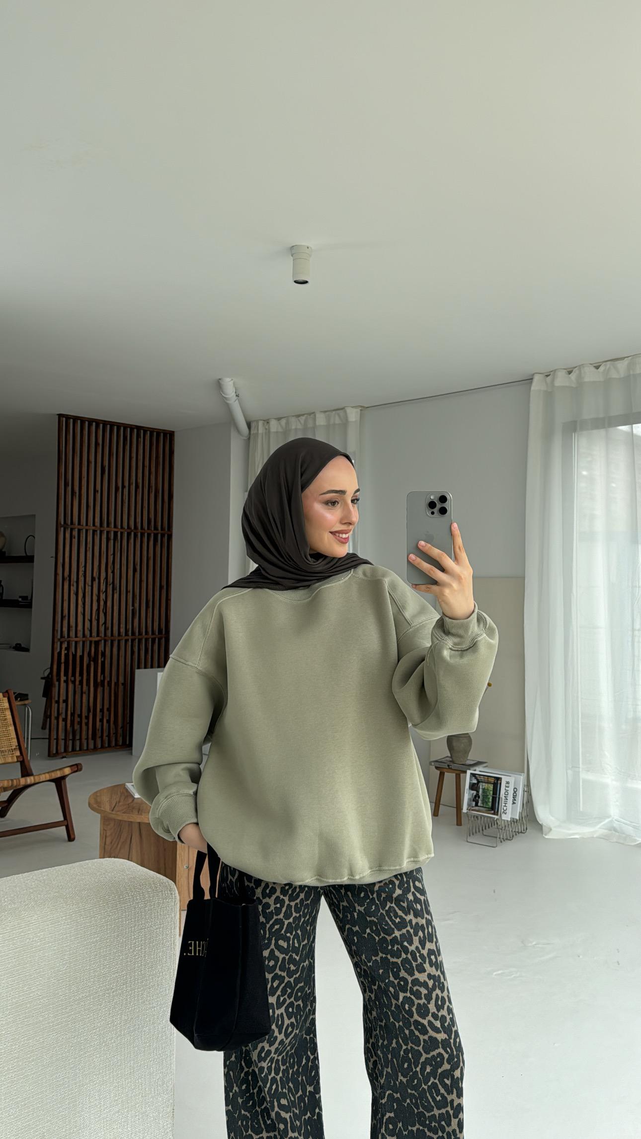 Oversize Çağla Sweatshırt