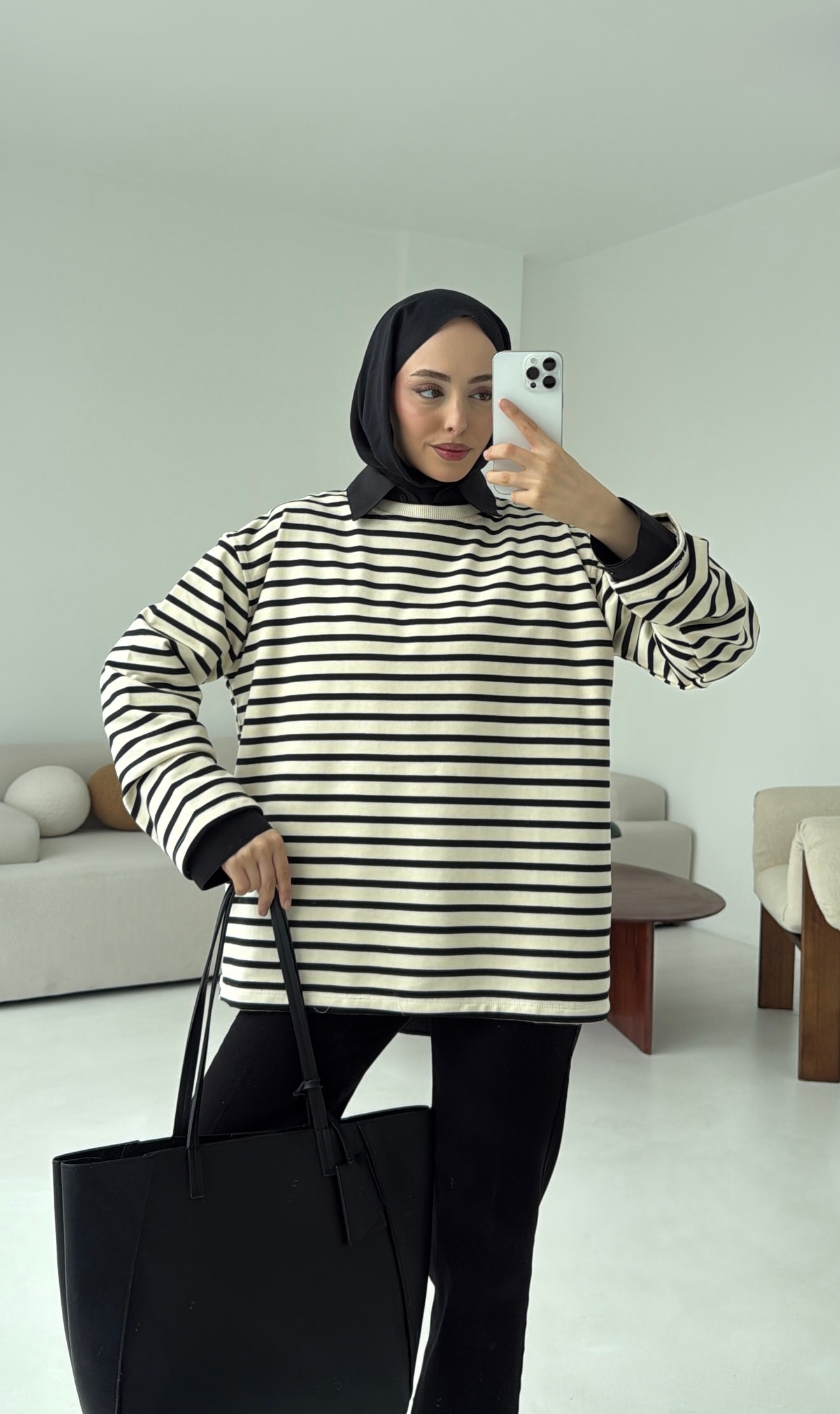 Siyah Çizgili Sweat