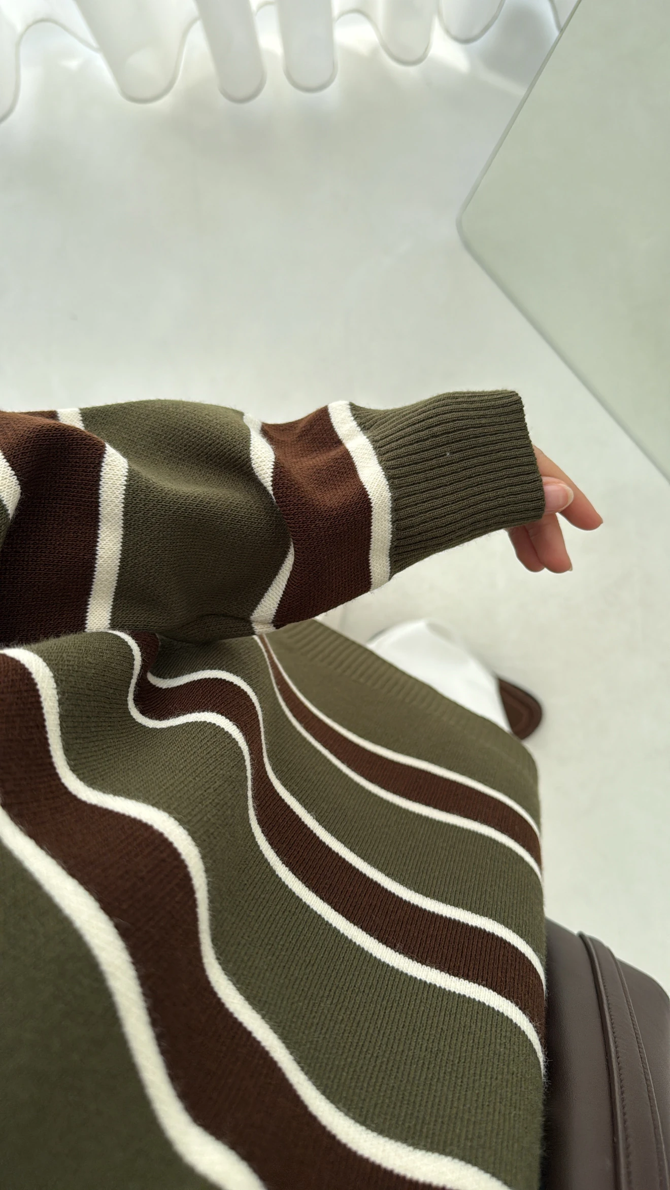 Haki Kahve Çizgili Triko Kazak