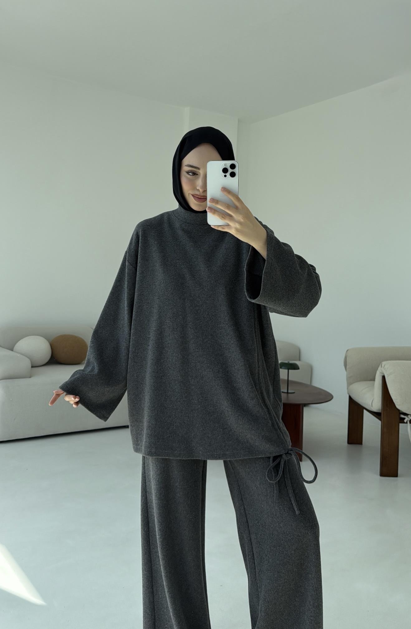 Bluzu Yandan Biyeli Takım Antrasit