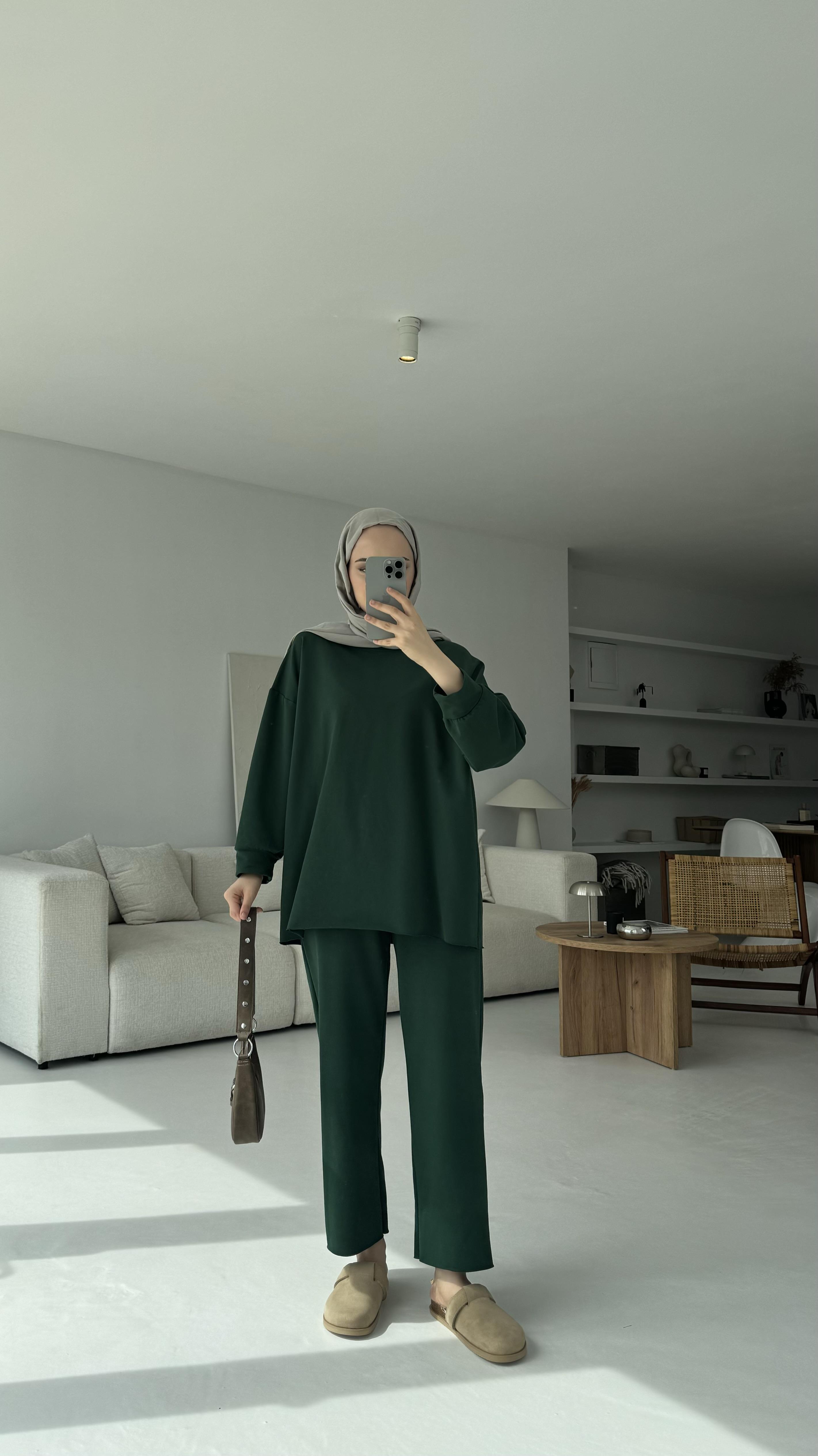Dikişsiz Takım Zümrüt