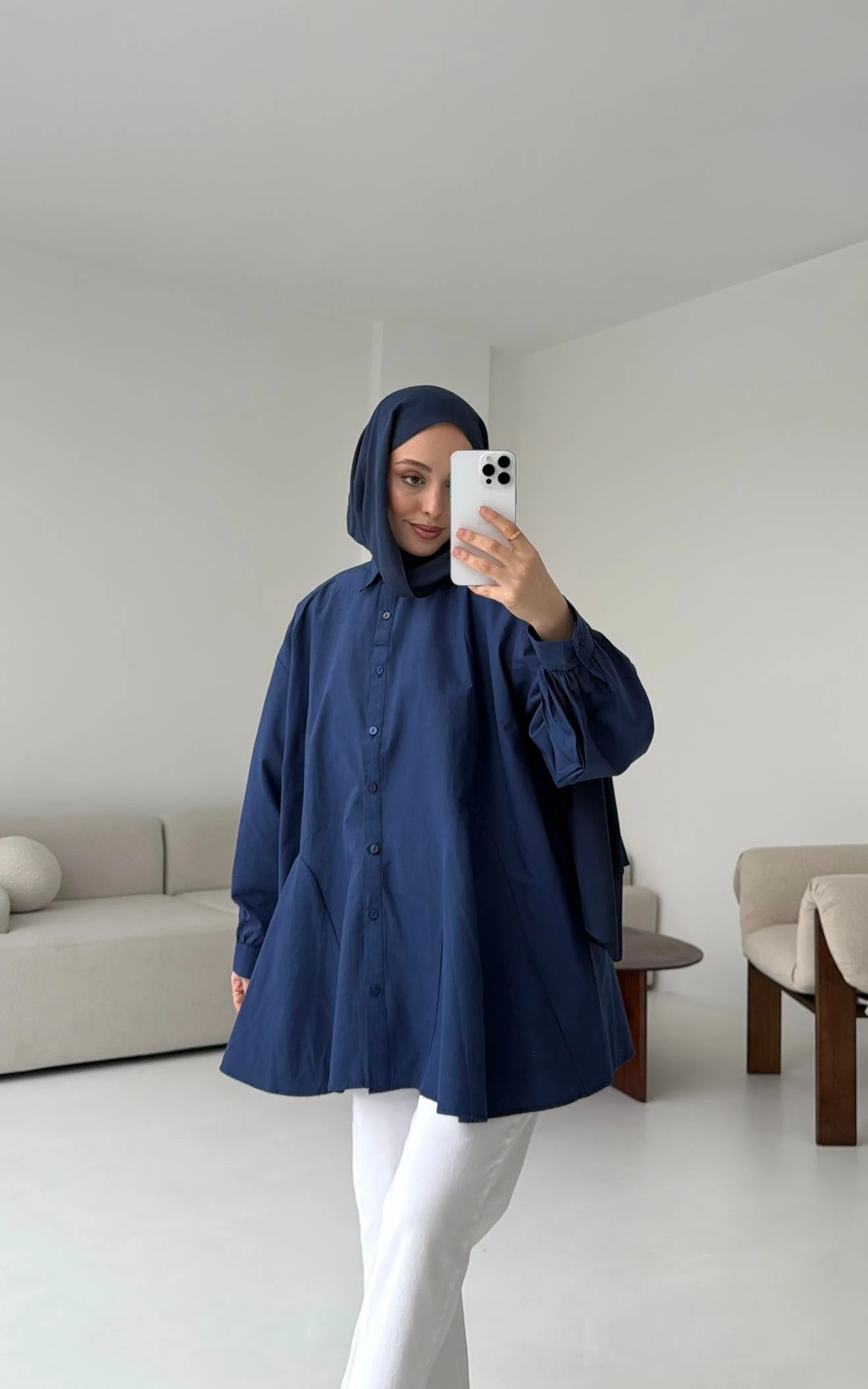 Volanlı Lacivert Gömlek