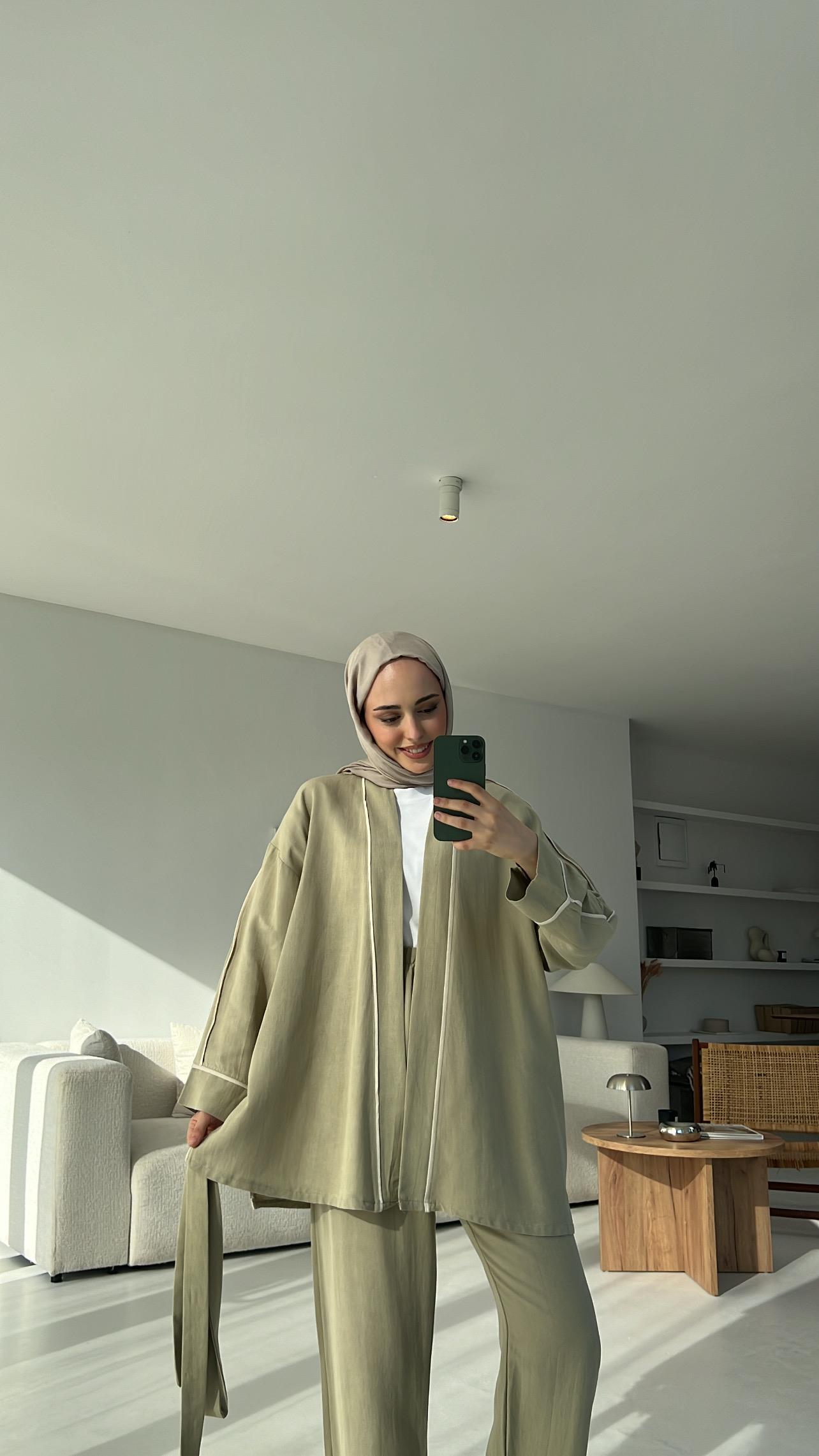 Ara Biyeli Keten Takım Açık Haki