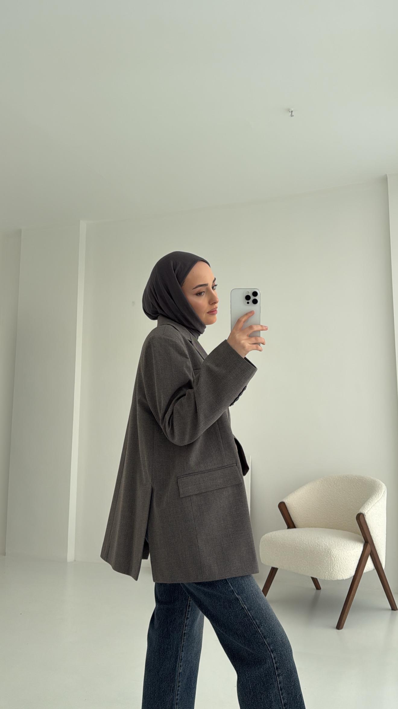 Yırtmaç Detaylı Oversize Blazer Ceket