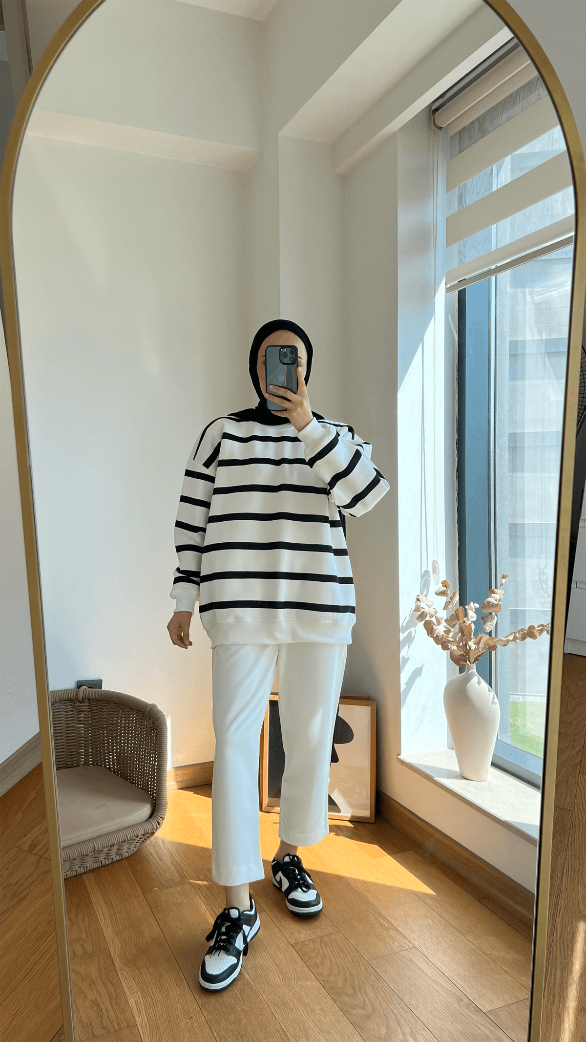 Çizgili Şardonlu Sweatshirt Siyah