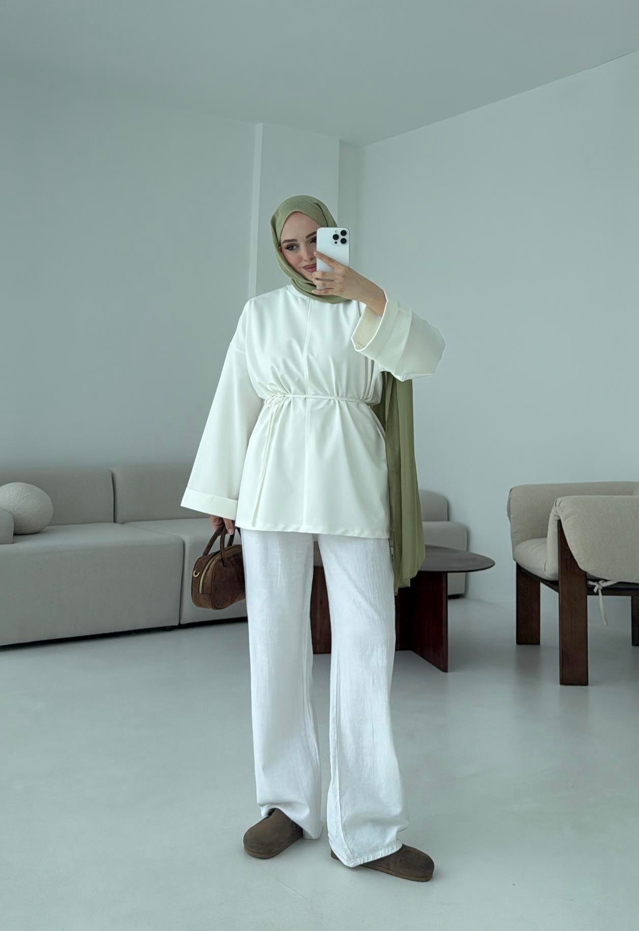 Bağlamalı Yanı Yırtmaç Detay Sweat Beyaz