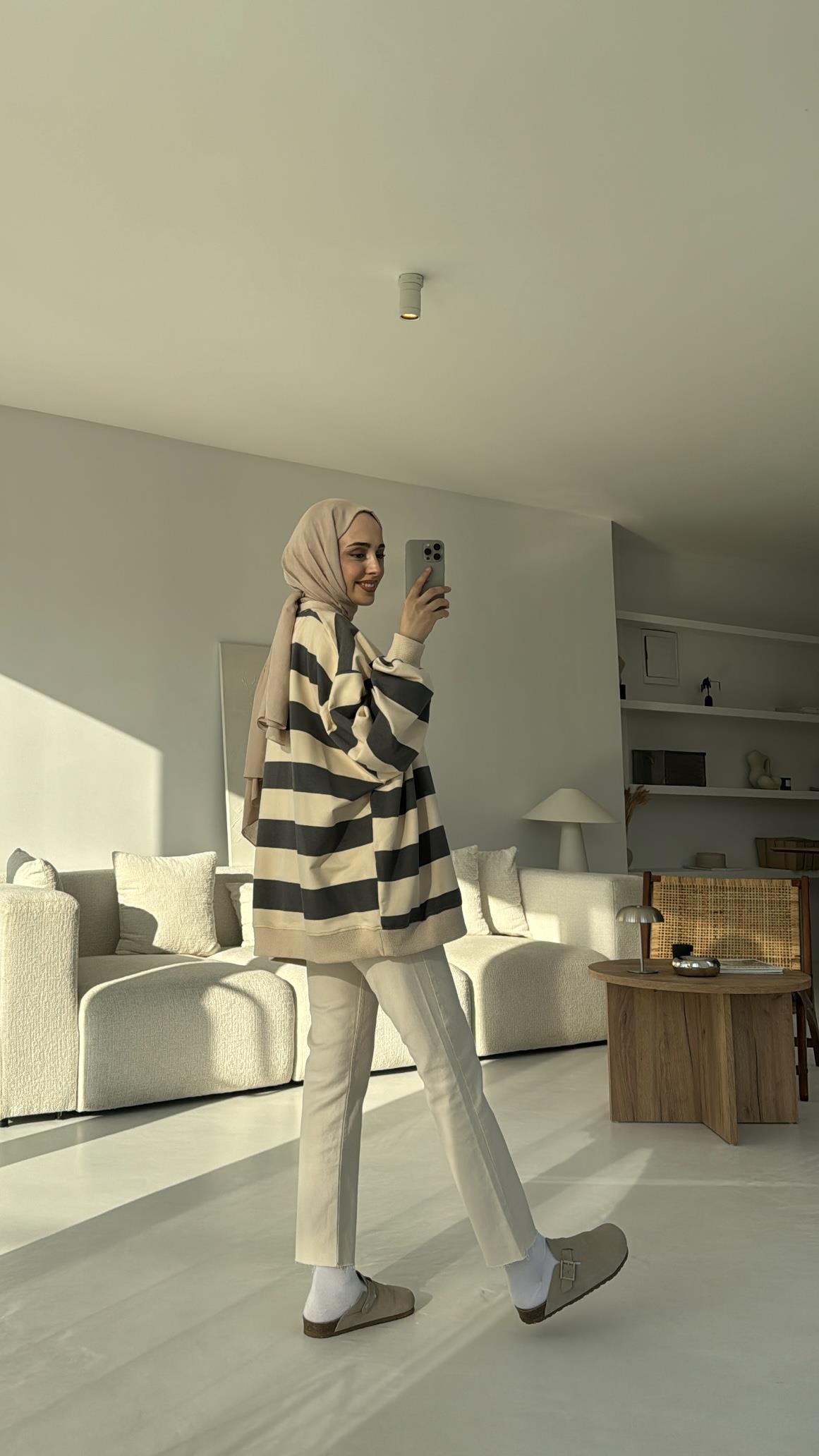 Çizgili Oversize Sweatshirt Gri