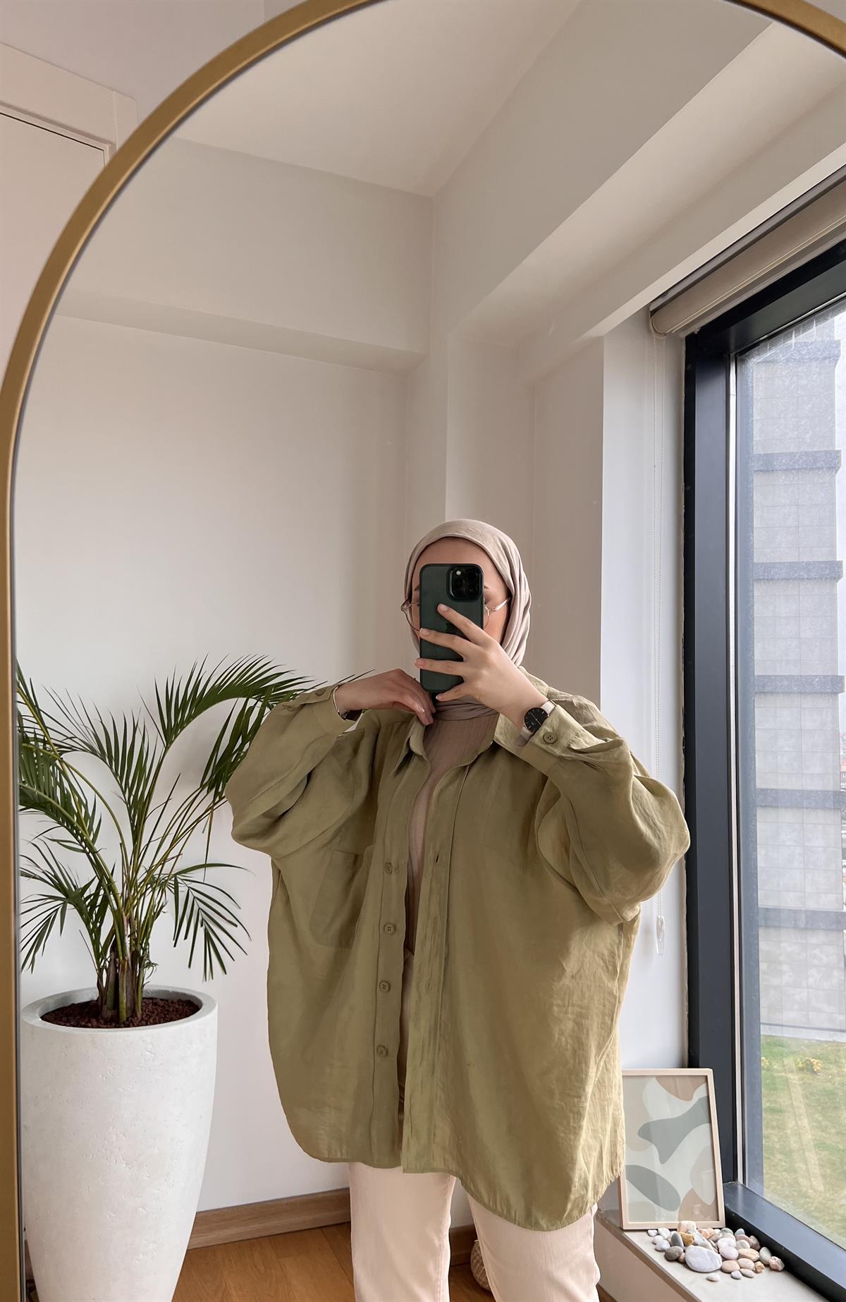 Oversize Pamuk Saten Gömlek Çağla Yeşili