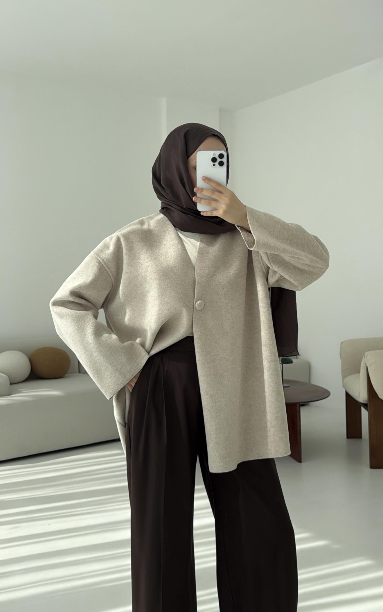 Hafif Tek Dügmeli Kaşe Ceket Bej
