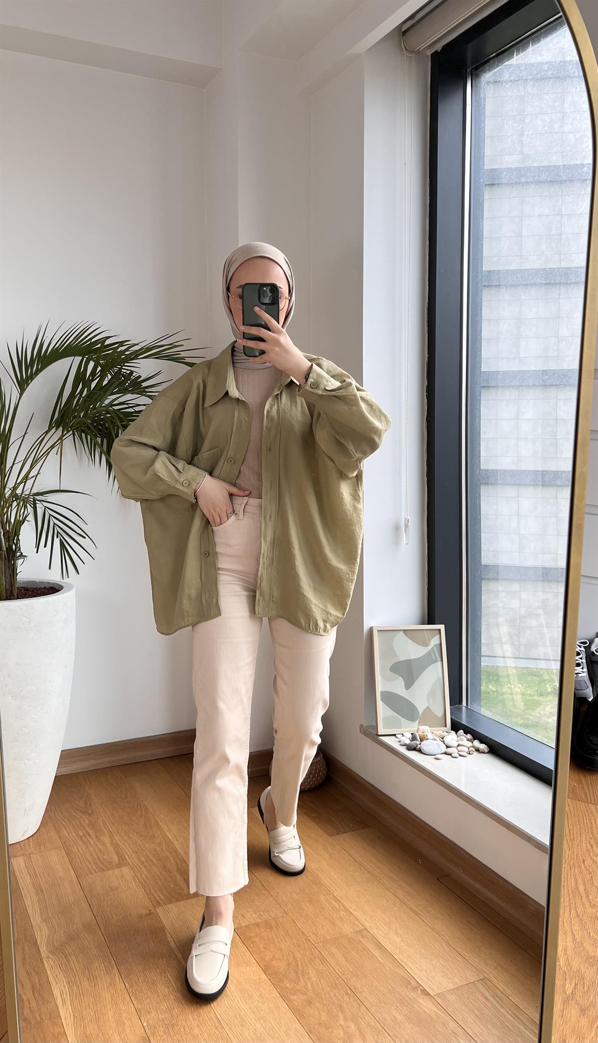 Oversize Pamuk Saten Gömlek Çağla Yeşili