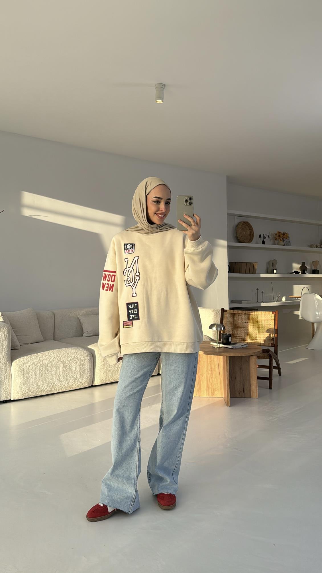 Bej NYC Baskılı Sweatshirt