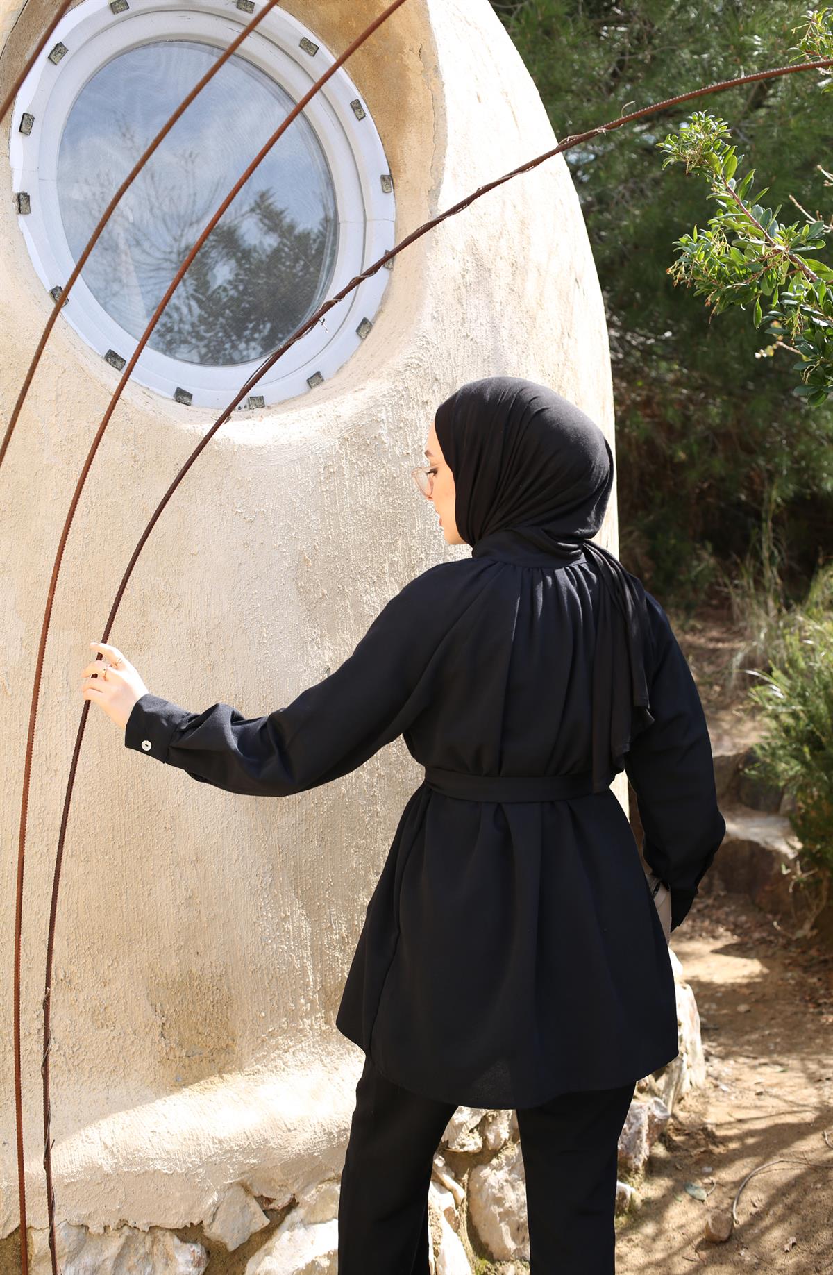 Siyah Seyyar Kemerli Takım