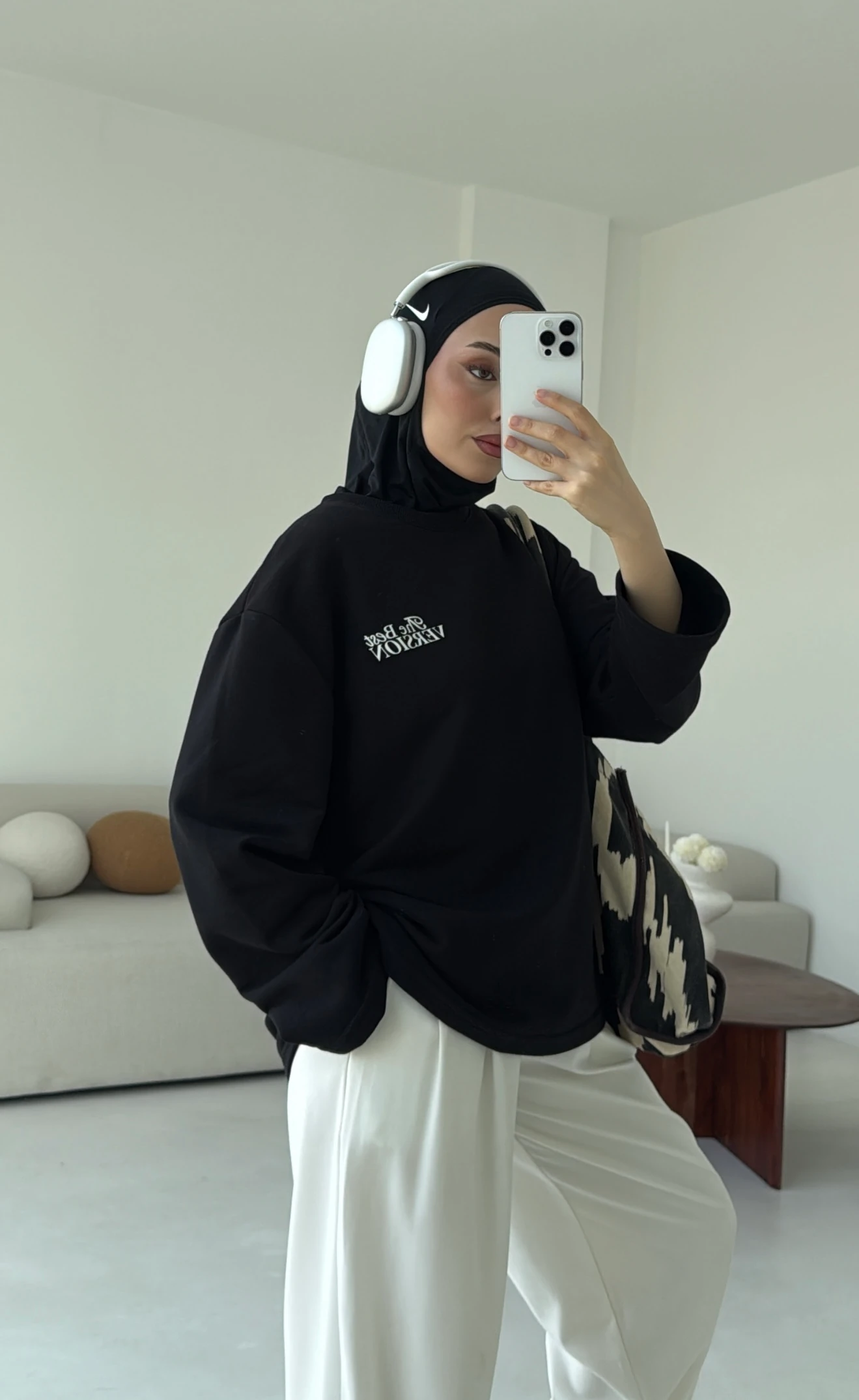 Version Baskılı Sweatshirt Siyah