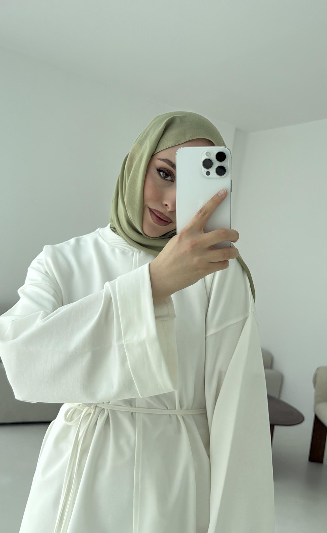 Bağlamalı Yanı Yırtmaç Detay Sweat Beyaz