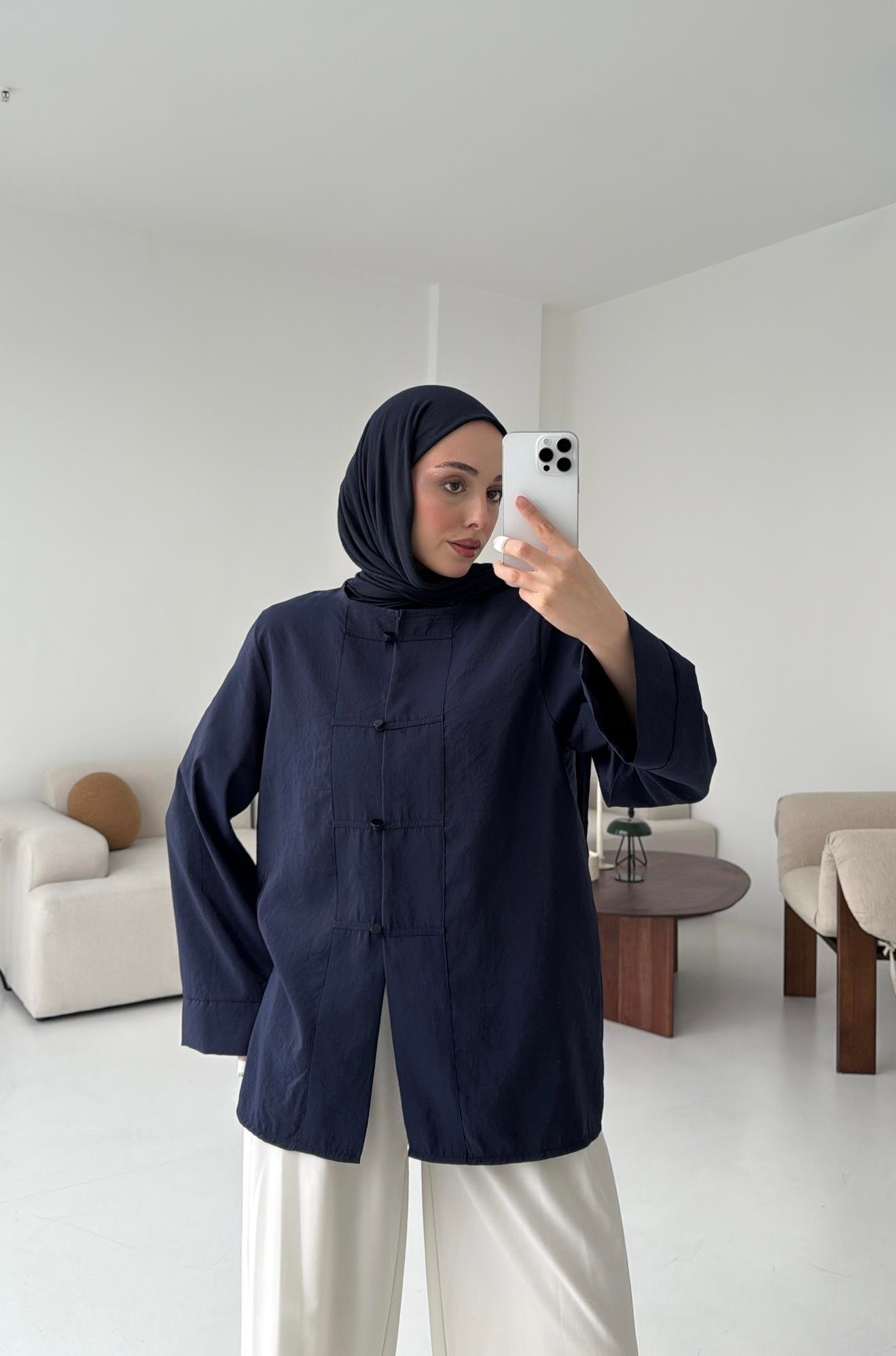 Lacivert Düğme Detay Gömlek