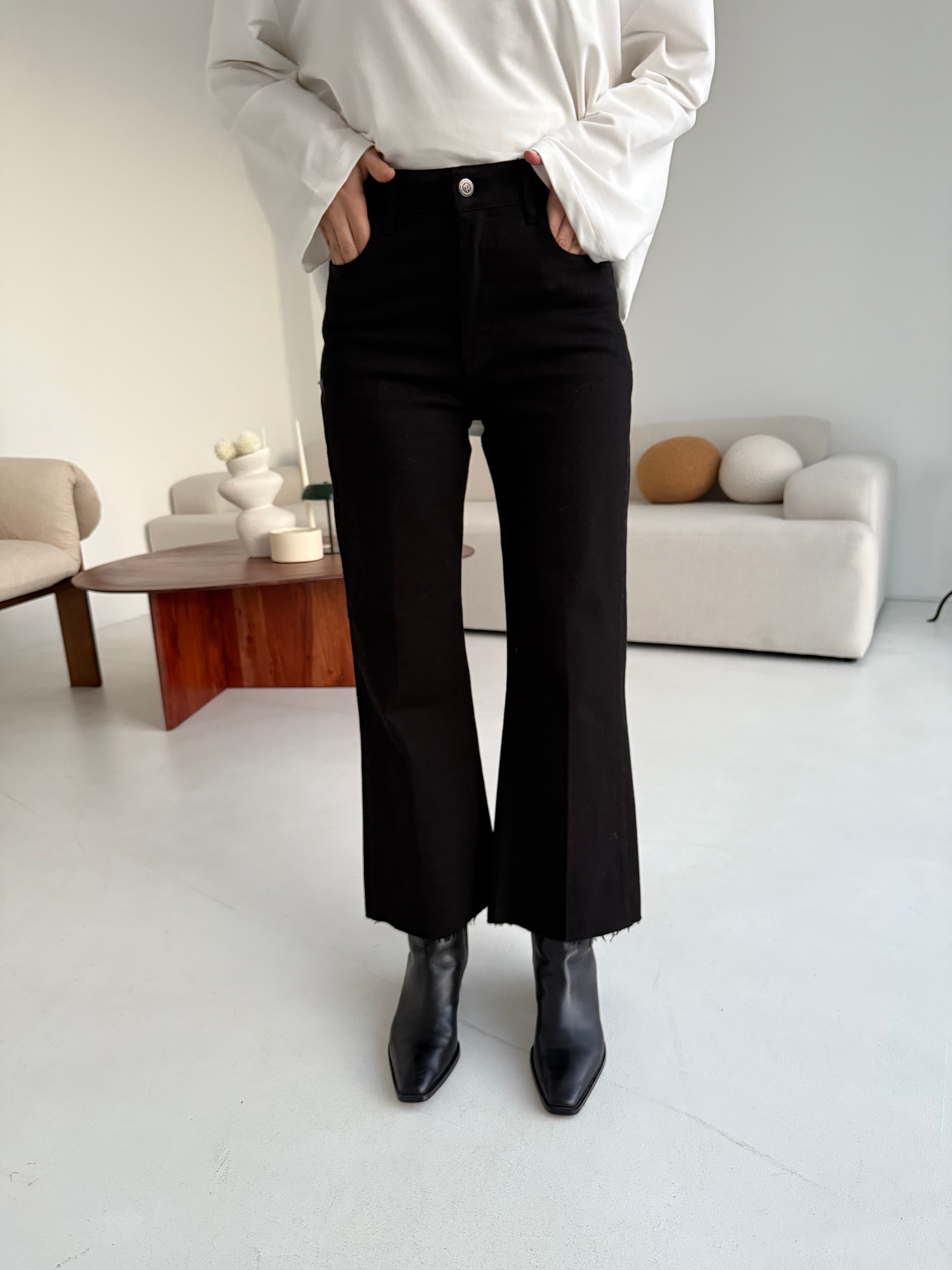 Premium Paçası Kesik Flare Jean Siyah