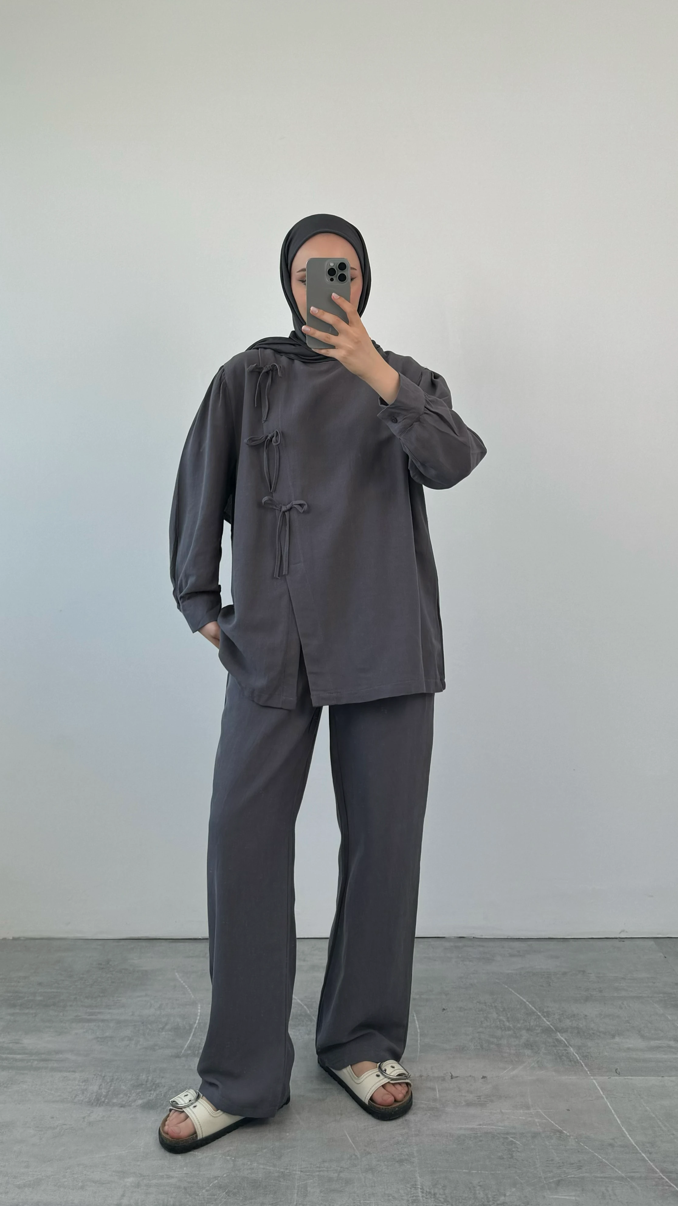 Hakim Yaka Gömlekli Takım Antrasit