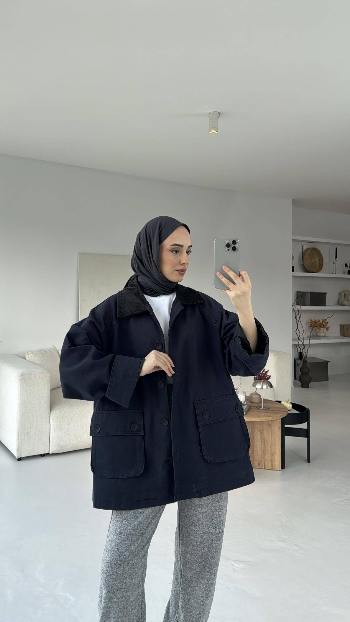 Kadife Yaka Astarlı Parka Lacivert