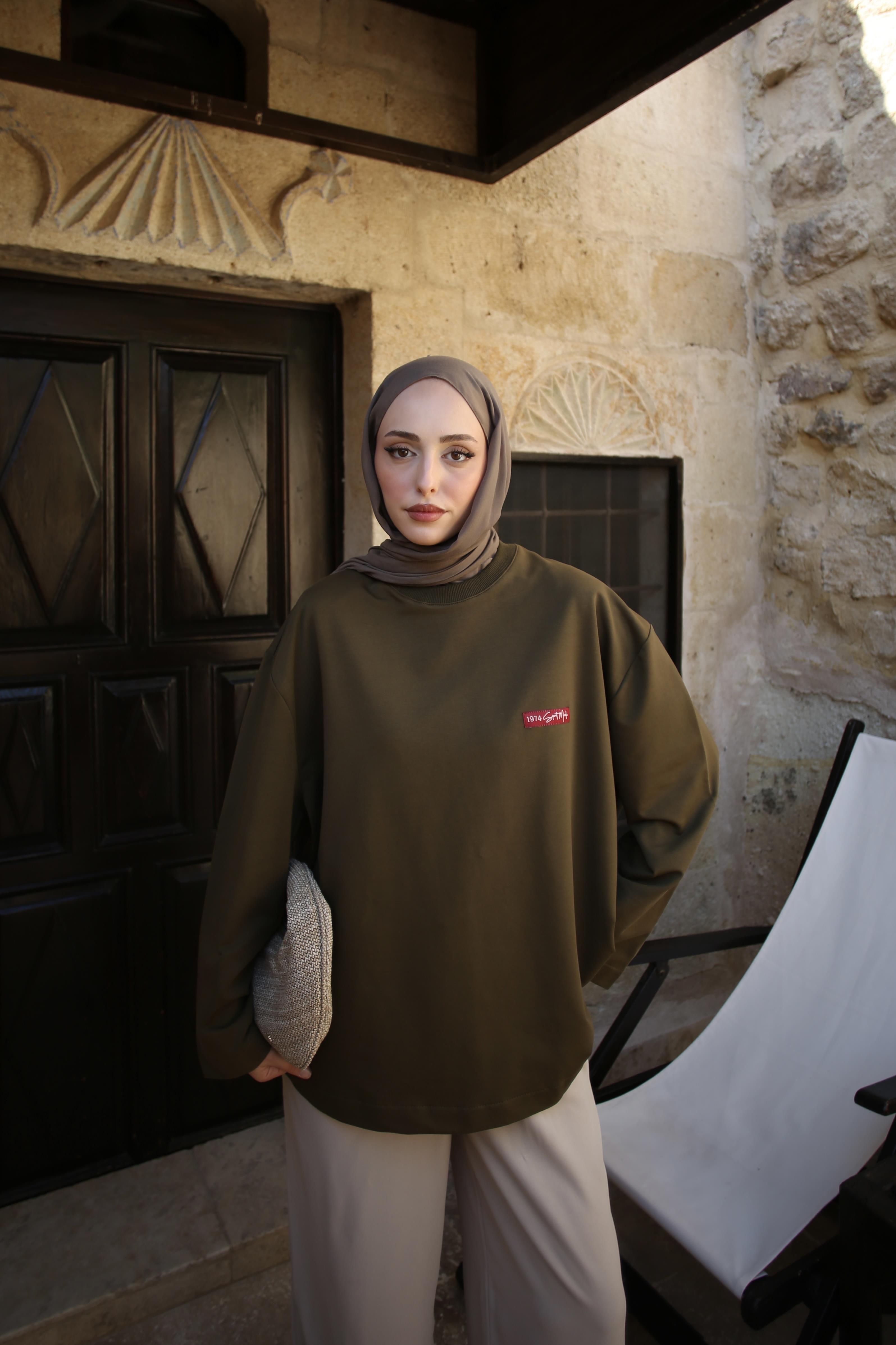 Etiket Baskılı Yazlık Sweatshirt Haki